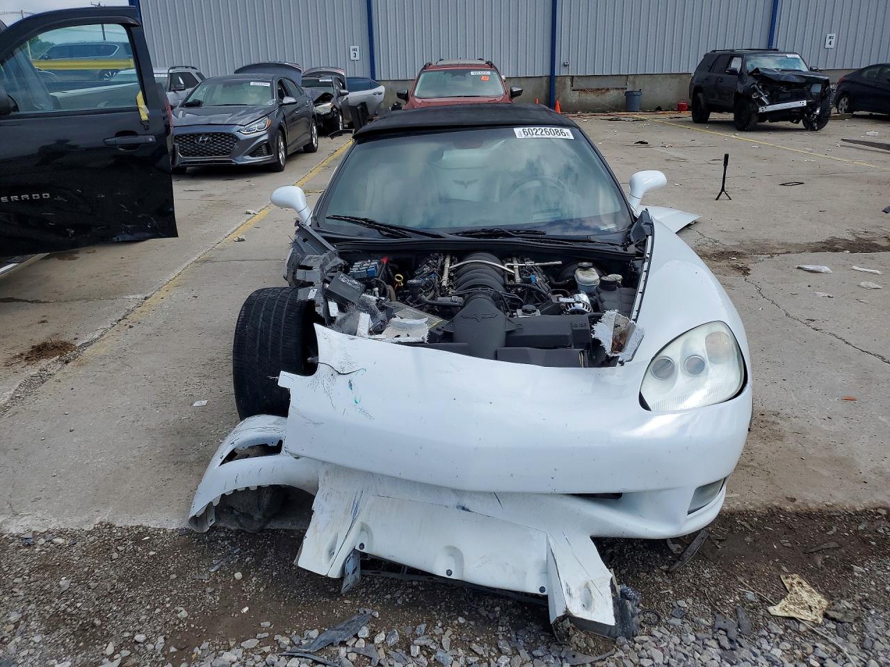 2006 Chevrolet Corvette White vin: 1G1YY36U465131010