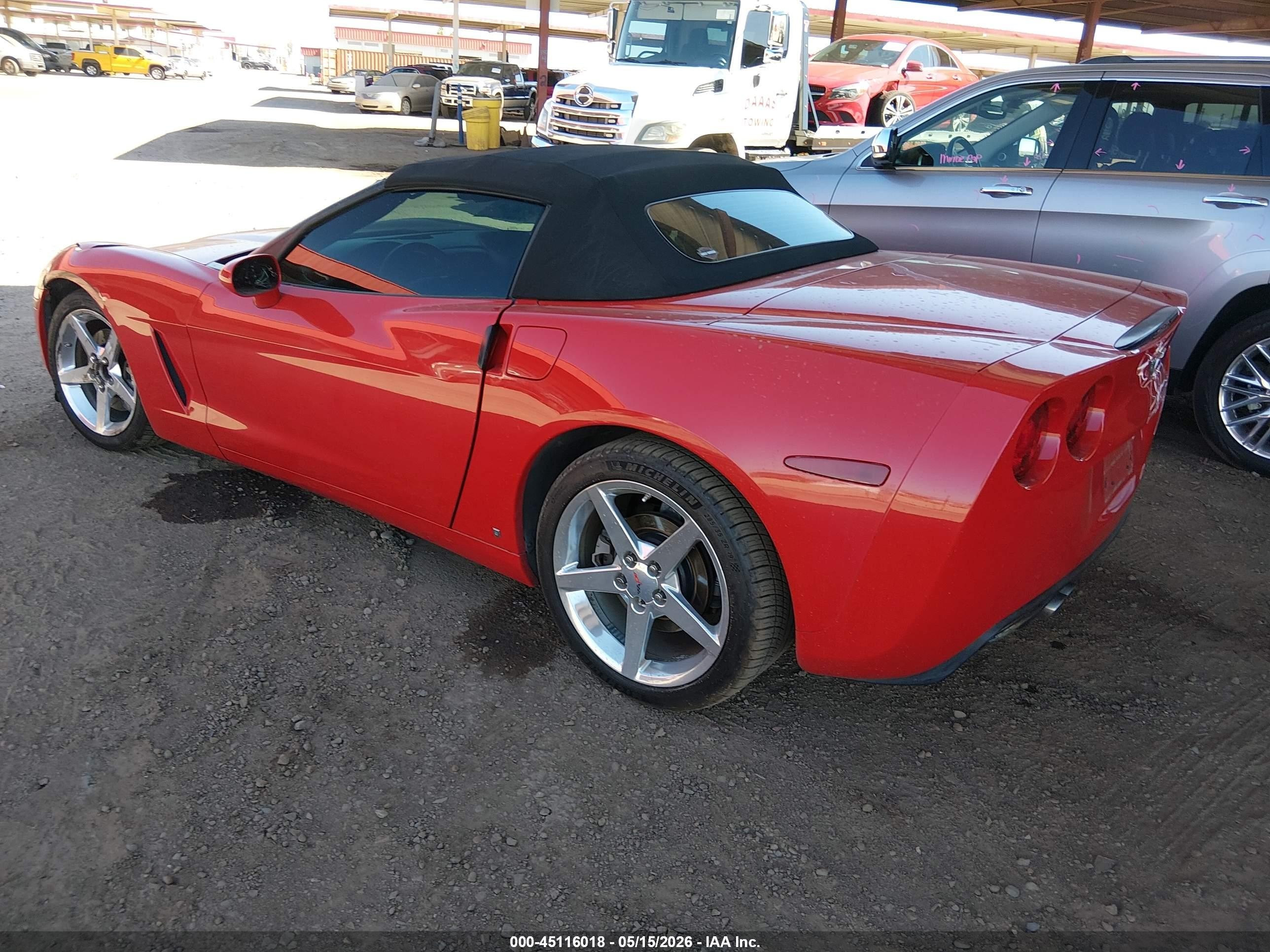 2006 Chevrolet Corvette   Red vin: 1G1YY36U565110165