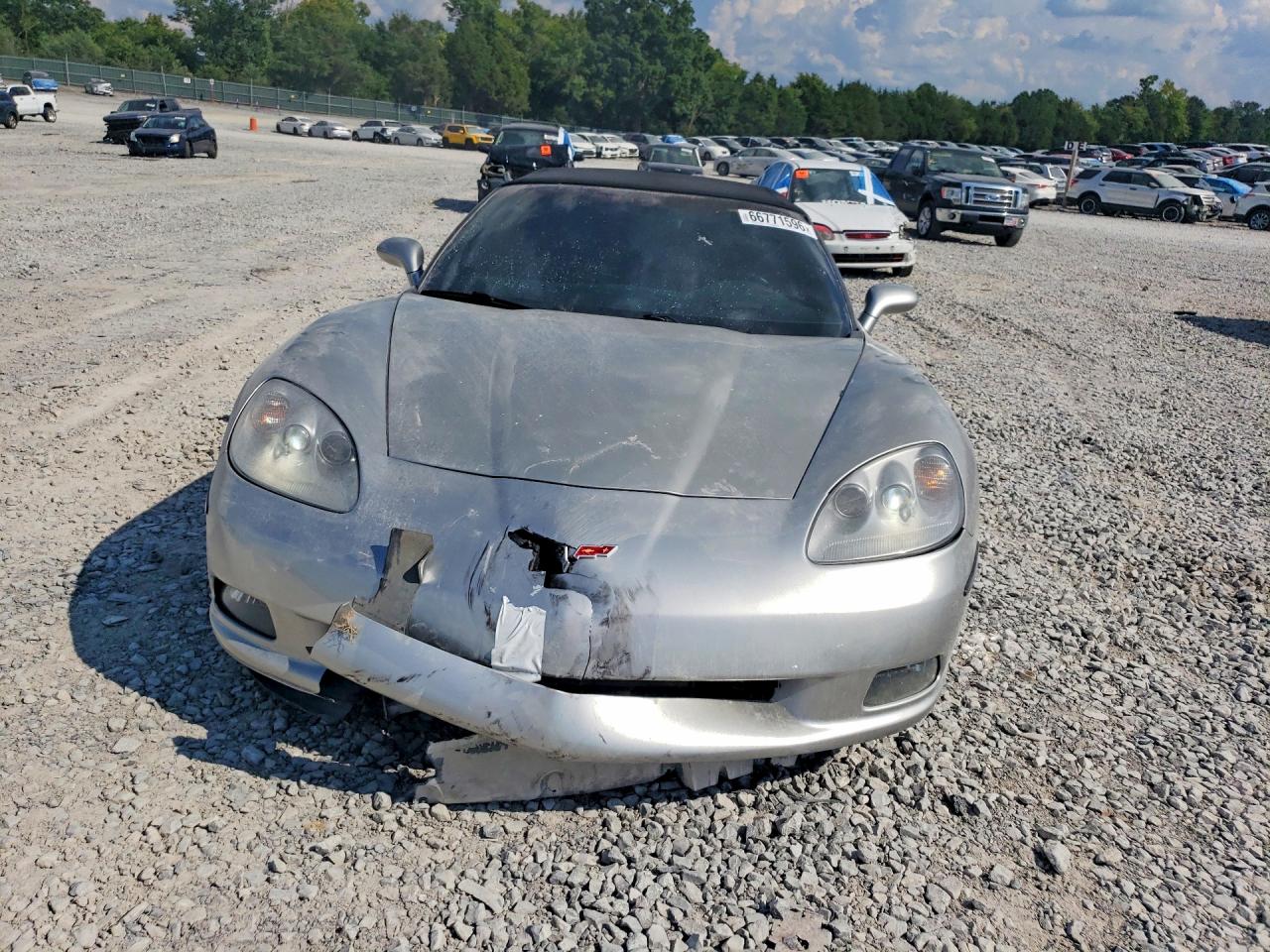 2007 Chevrolet Corvette Серебряный vin: 1G1YY36U575107929