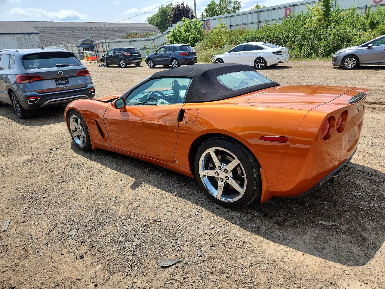 2007 Chevrolet Corvette Оранжевый vin: 1G1YY36U675100021