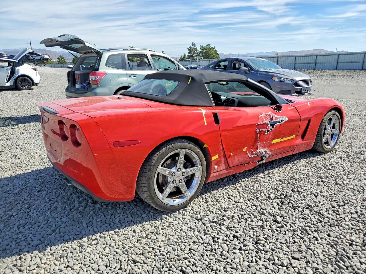 2007 Chevrolet Corvette Red vin: 1G1YY36U875104684