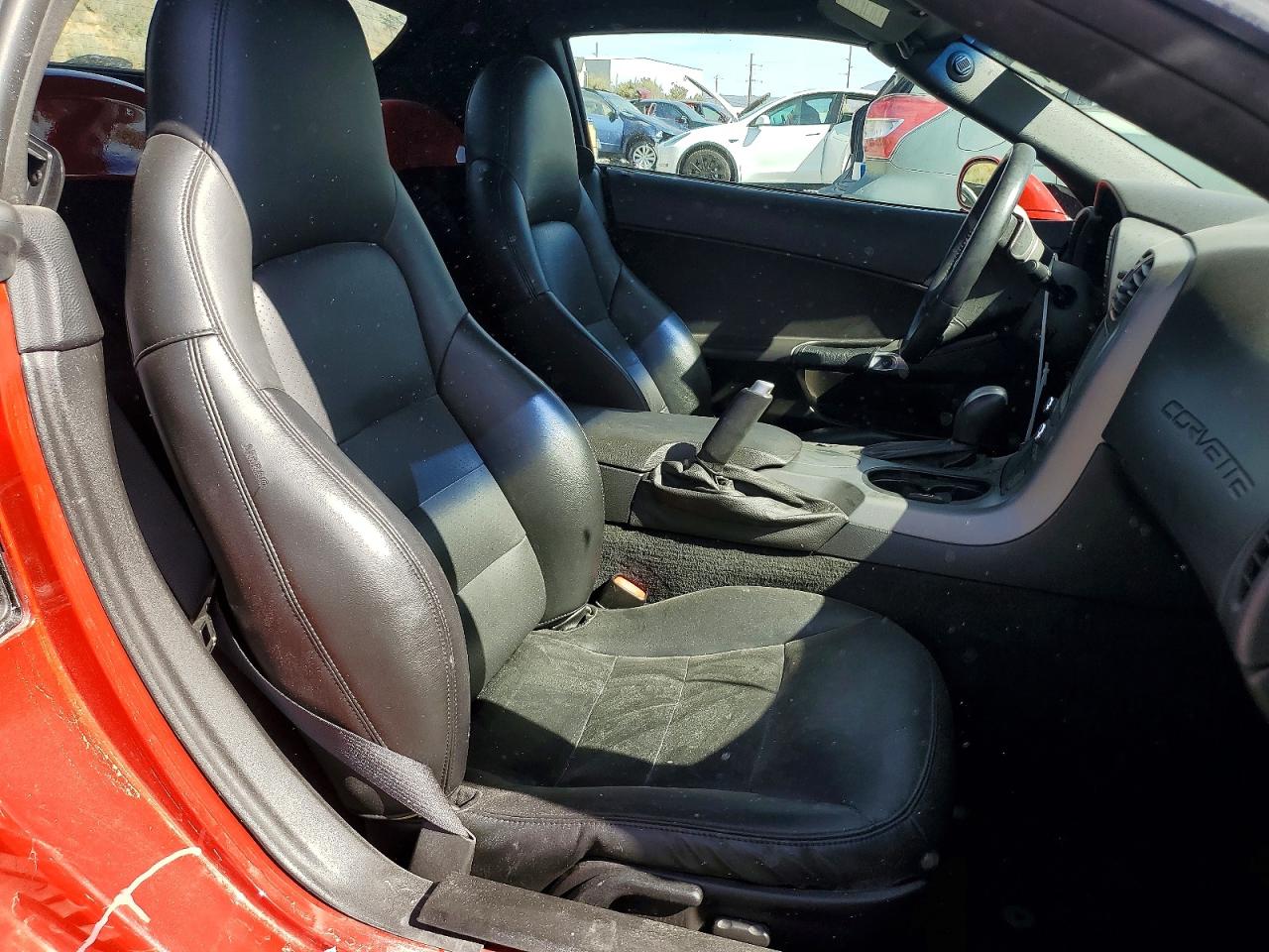 2007 Chevrolet Corvette Red vin: 1G1YY36U875104684