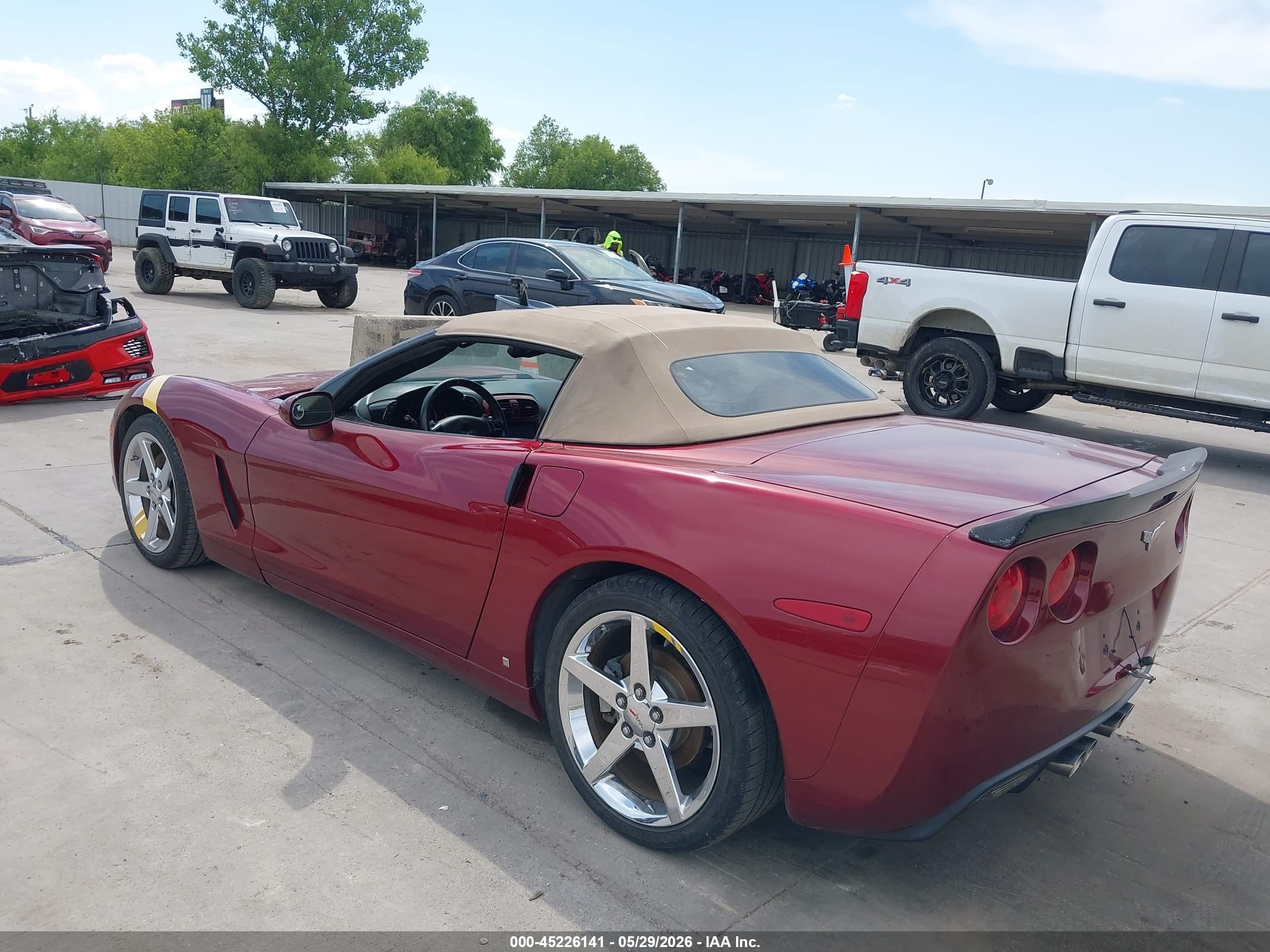 2007 Chevrolet Corvette Бордовый vin: 1G1YY36U875106709