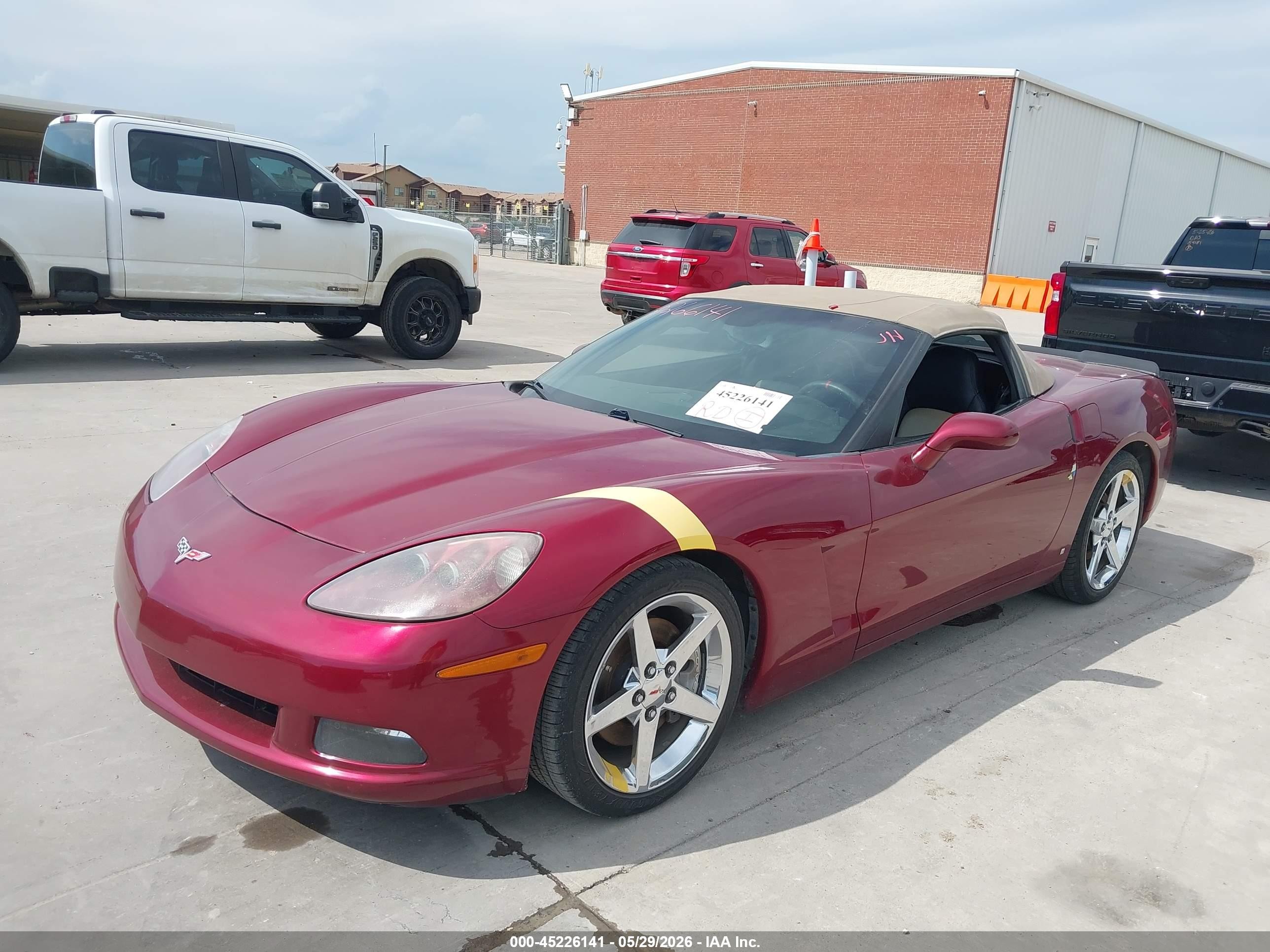 2007 Chevrolet Corvette Бордовый vin: 1G1YY36U875106709