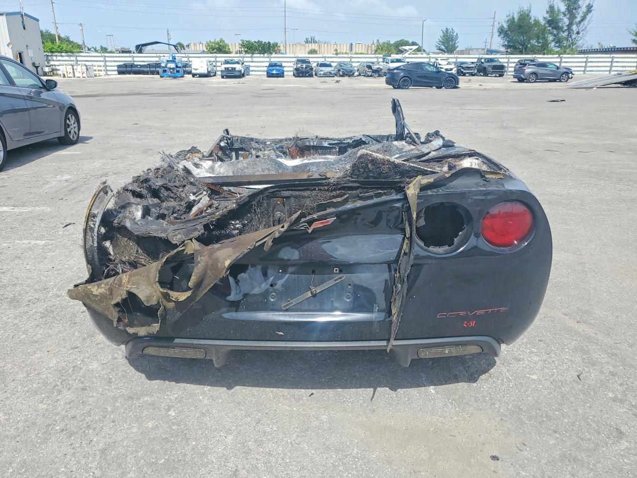 2006 Chevrolet Corvette Black vin: 1G1YY36UX65112705