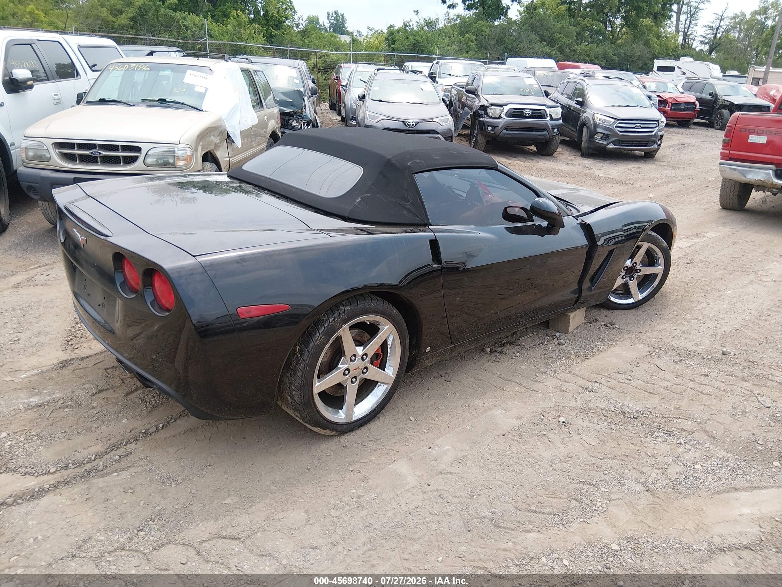 2007 Chevrolet Corvette   Black vin: 1G1YY36UX75105612