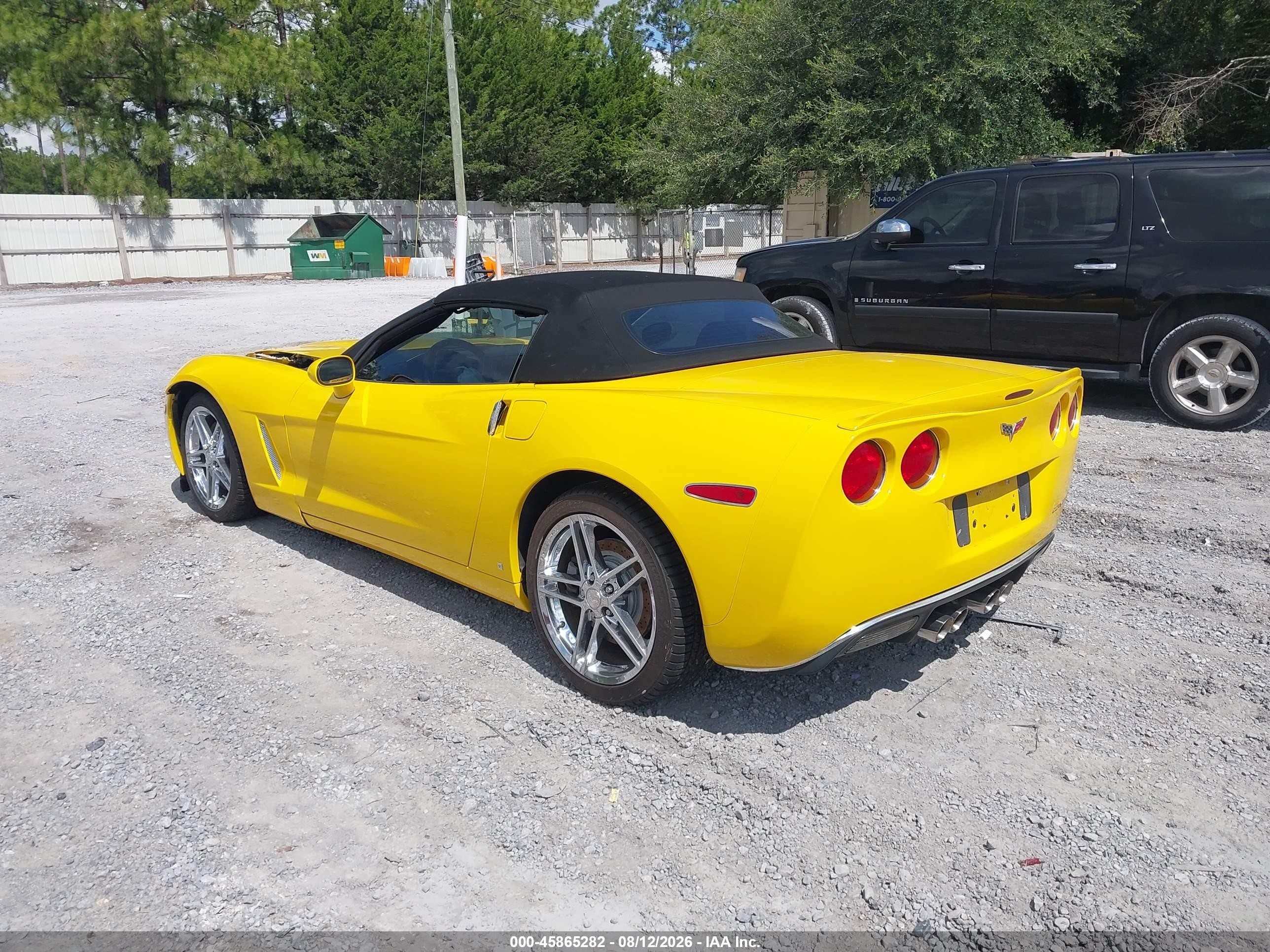 2009 Chevrolet Corvette   Yellow vin: 1G1YY36W995200053