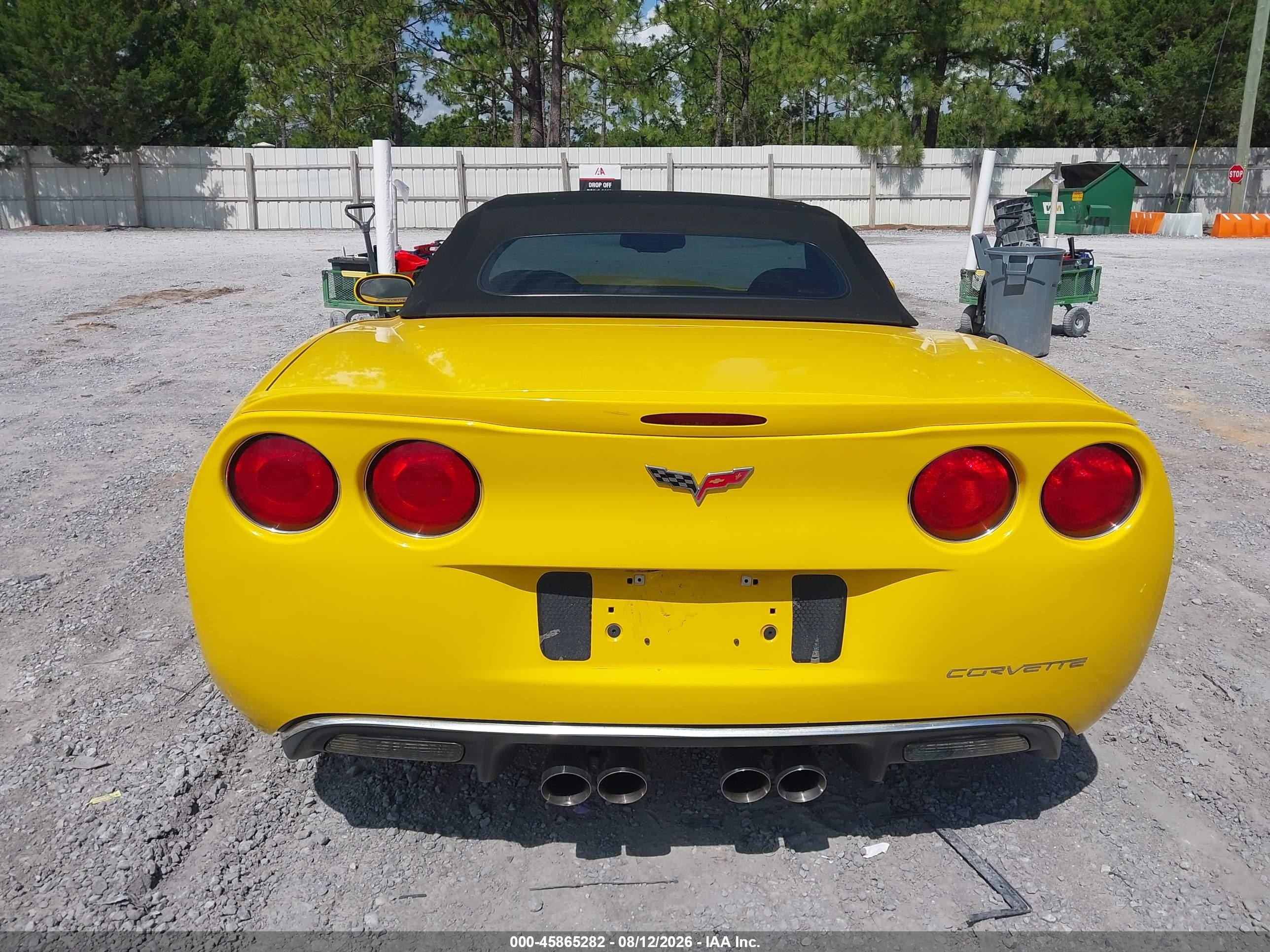 2009 Chevrolet Corvette   Yellow vin: 1G1YY36W995200053
