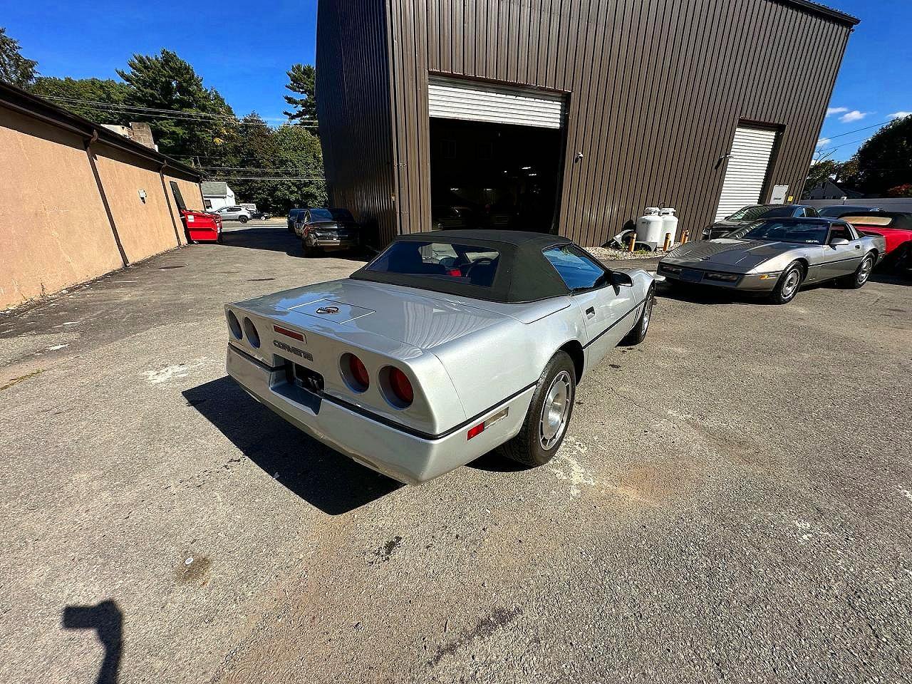 1986 Chevrolet Corvette Gray vin: 1G1YY6789G5901710