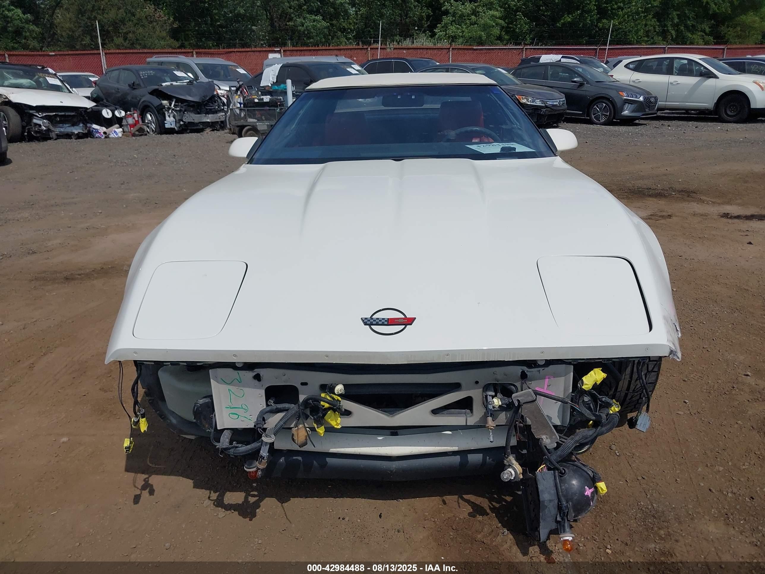 1986 Chevrolet Corvette   White vin: 1G1YY678XG5900520