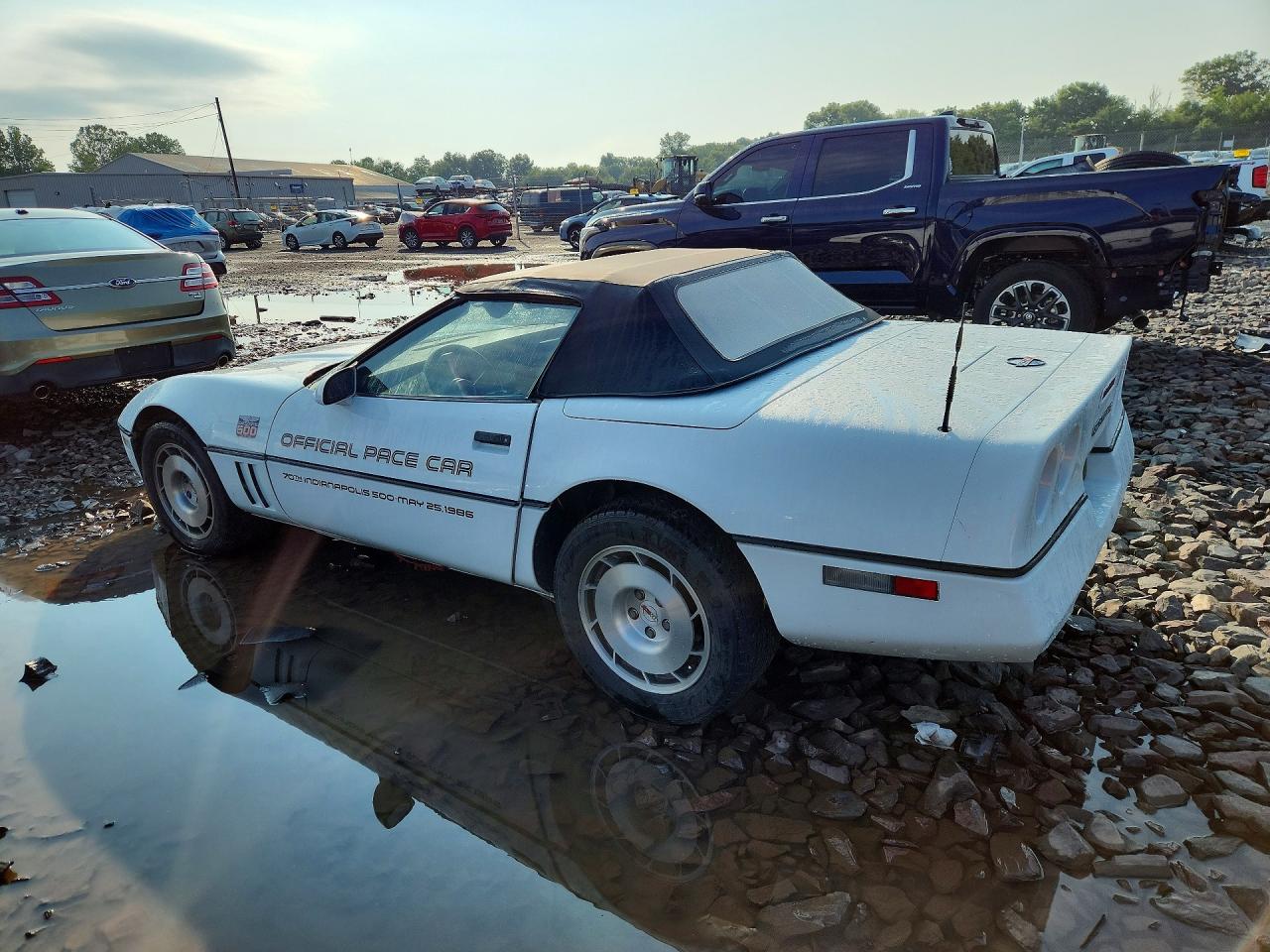 1986 Chevrolet Corvette Белый vin: 1G1YY678XG5901148