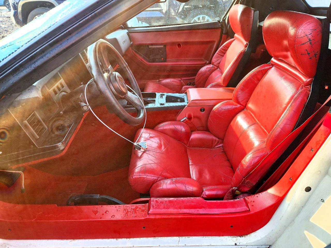 1986 Chevrolet Corvette Белый vin: 1G1YY678XG5901148