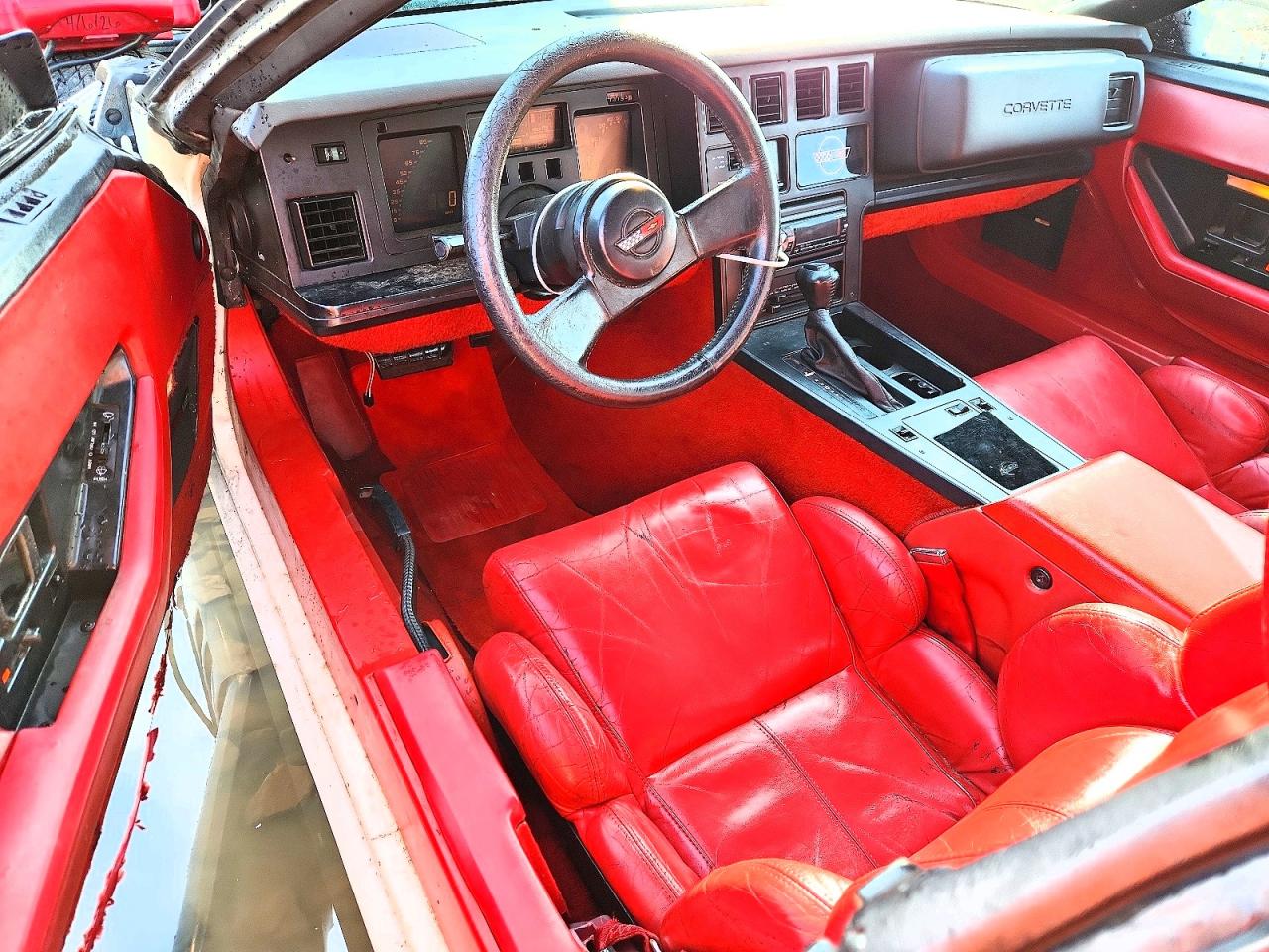 1986 Chevrolet Corvette Белый vin: 1G1YY678XG5901148