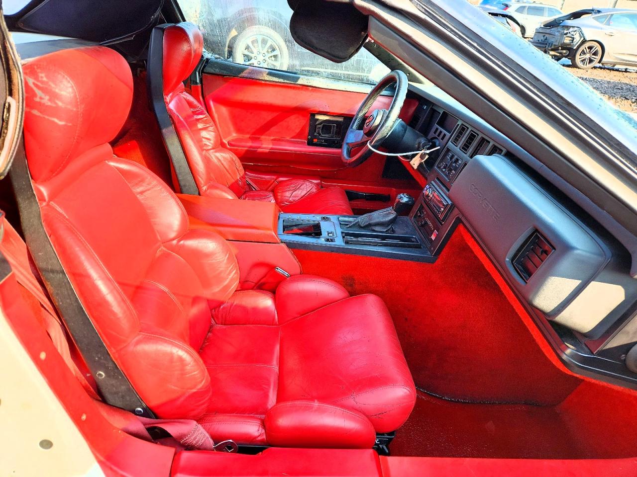 1986 Chevrolet Corvette Белый vin: 1G1YY678XG5901148