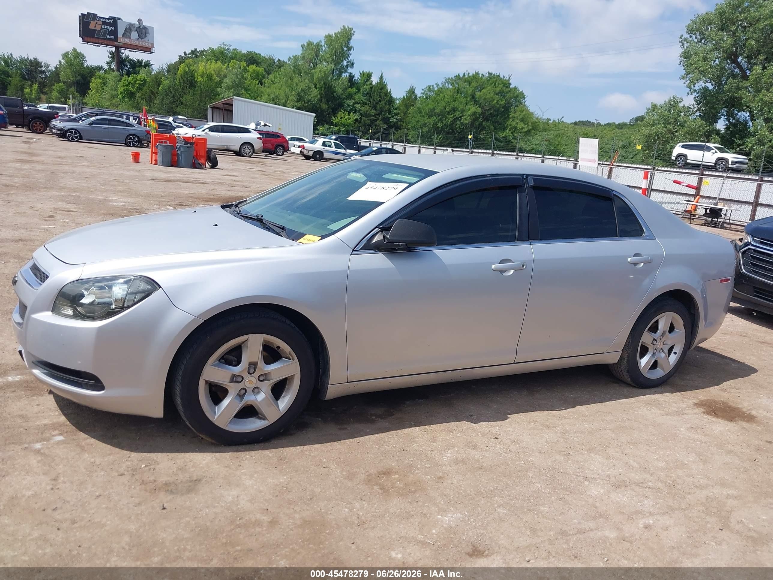 2010 Chevrolet Malibu Ls Silver vin: 1G1ZA5E00AF255989