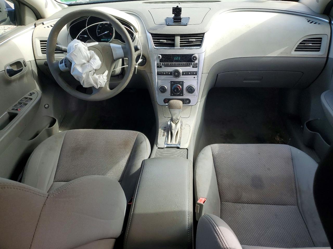 2010 Chevrolet Malibu Ls Silver vin: 1G1ZA5E01AF287561