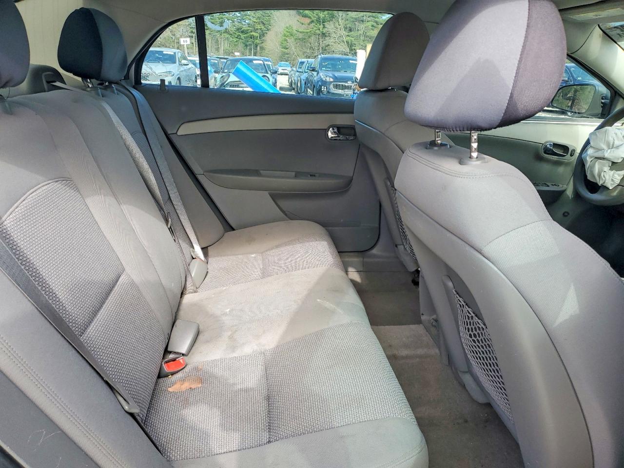 2010 Chevrolet Malibu Ls Silver vin: 1G1ZA5E01AF287561