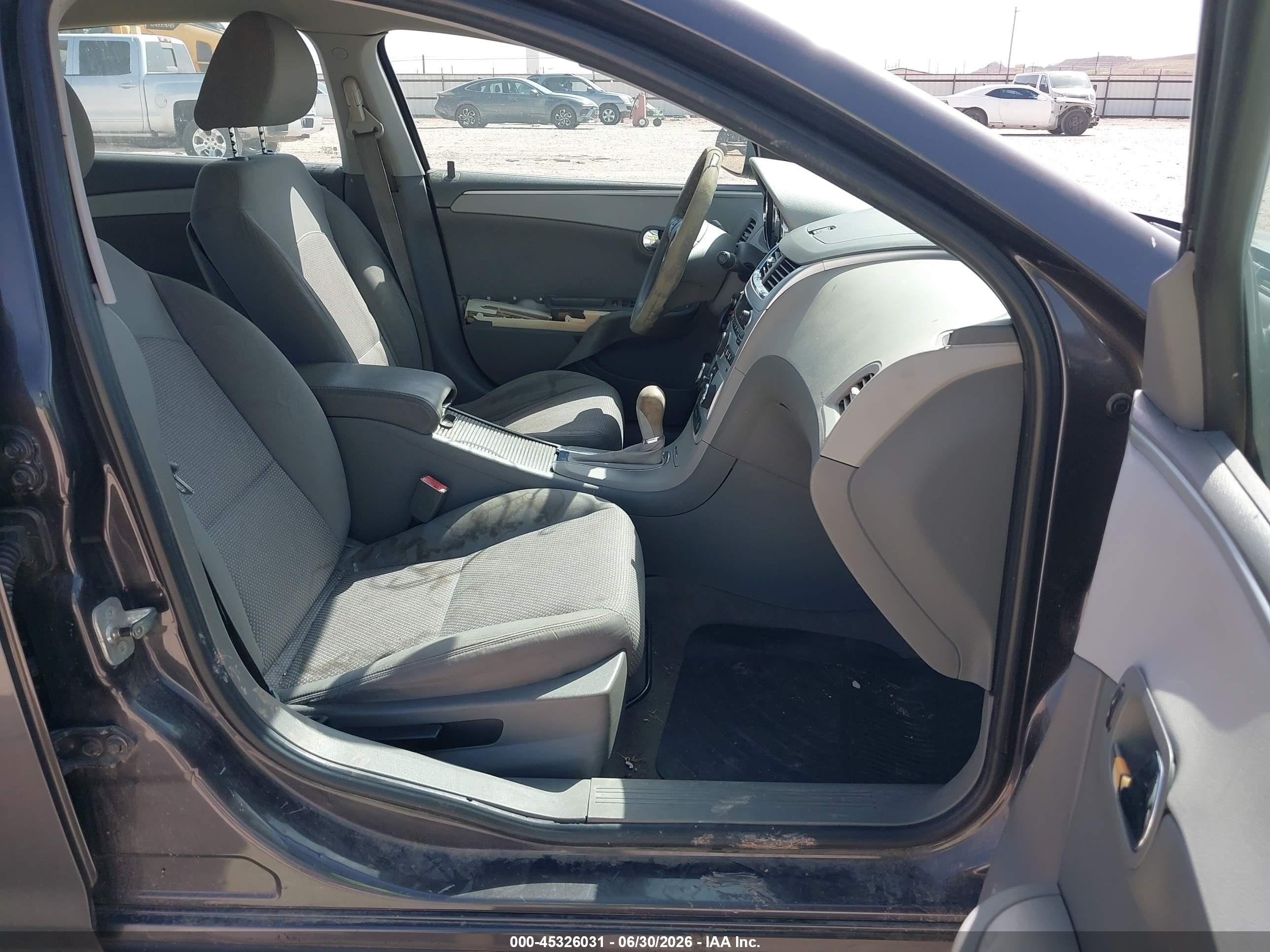 2010 Chevrolet Malibu Ls Gray vin: 1G1ZA5E02AF289027