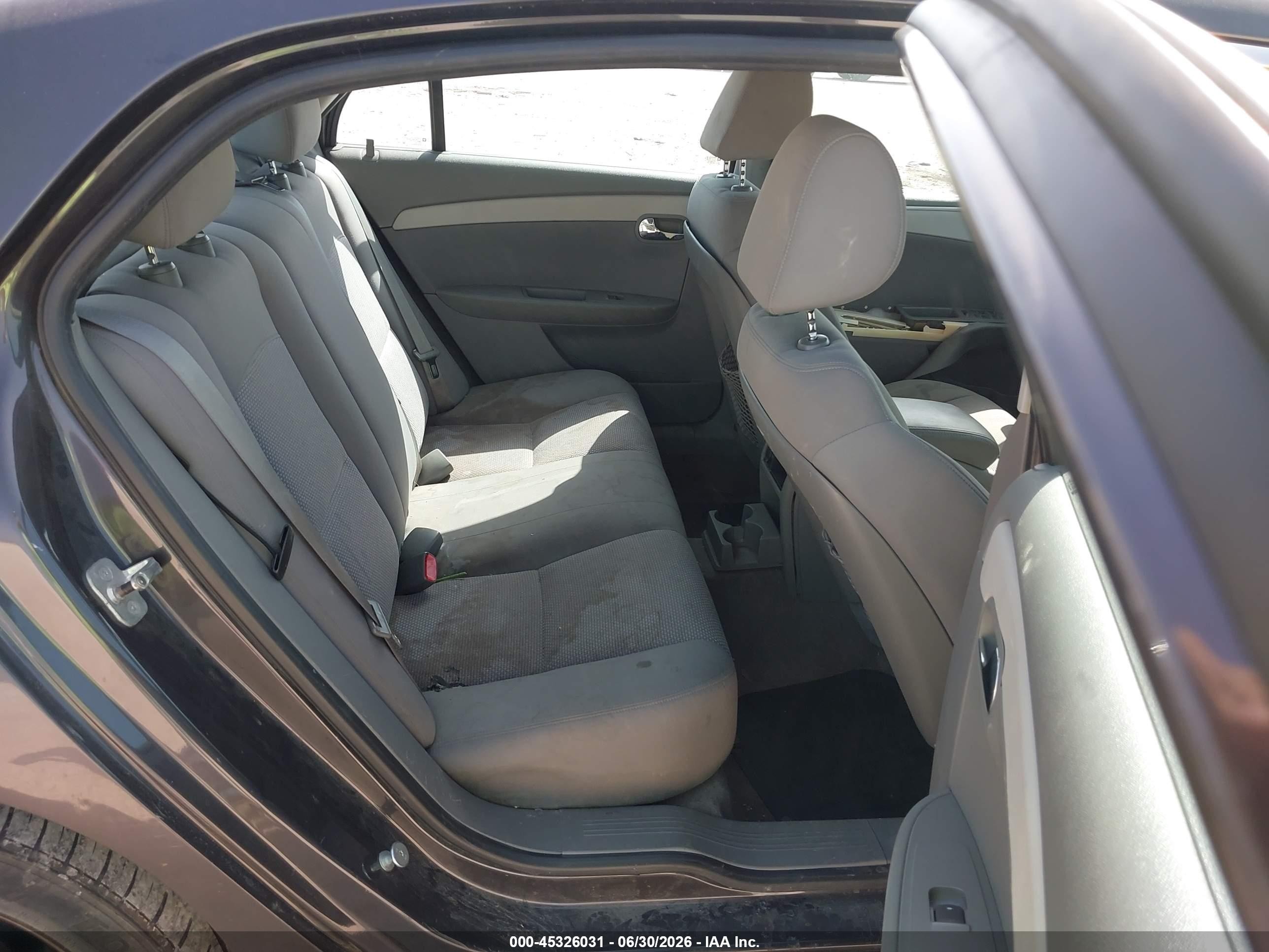 2010 Chevrolet Malibu Ls Gray vin: 1G1ZA5E02AF289027