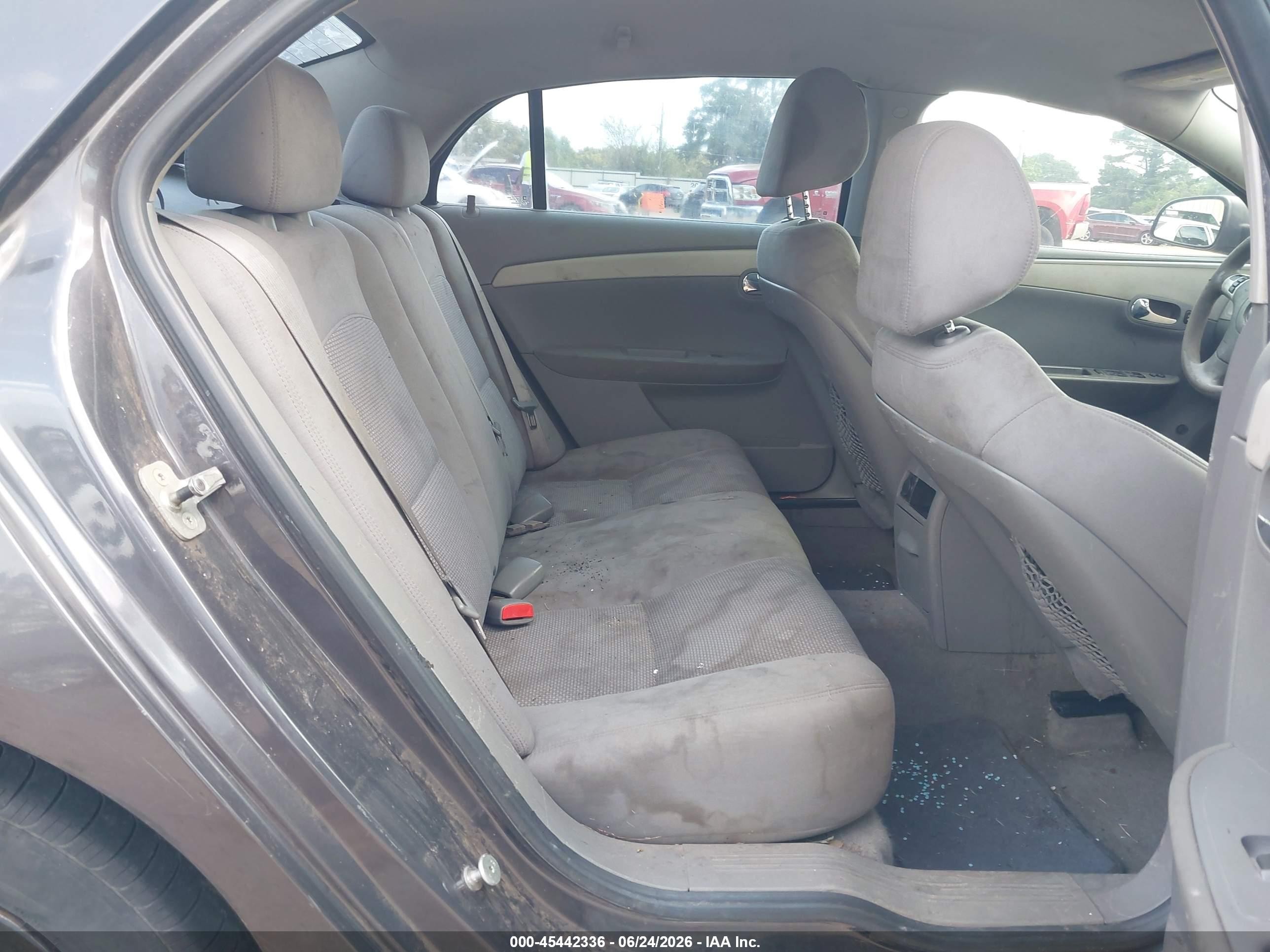 2010 Chevrolet Malibu Ls Gray vin: 1G1ZA5E04AF210537
