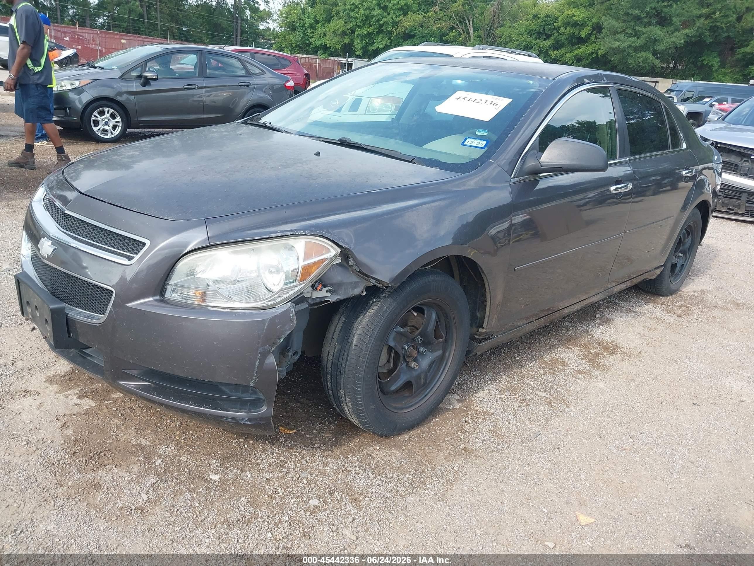 2010 Chevrolet Malibu Ls Gray vin: 1G1ZA5E04AF210537