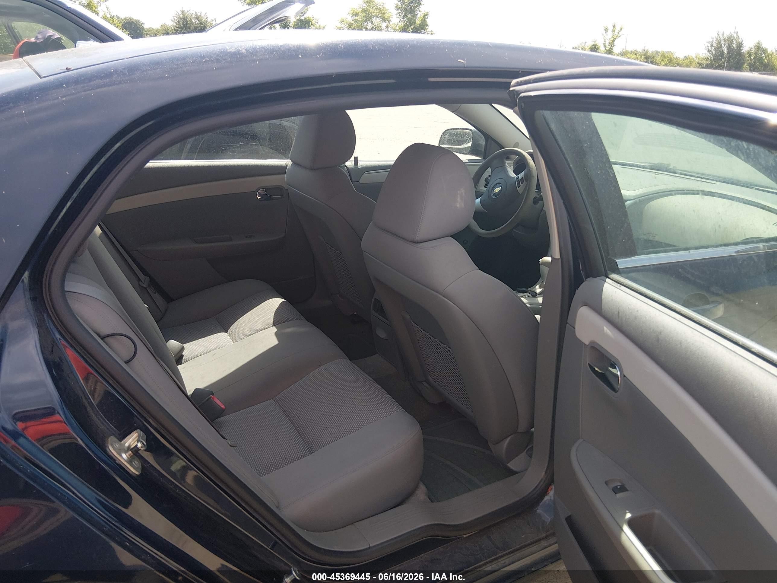 2010 Chevrolet Malibu Ls Blue vin: 1G1ZA5E05AF284307