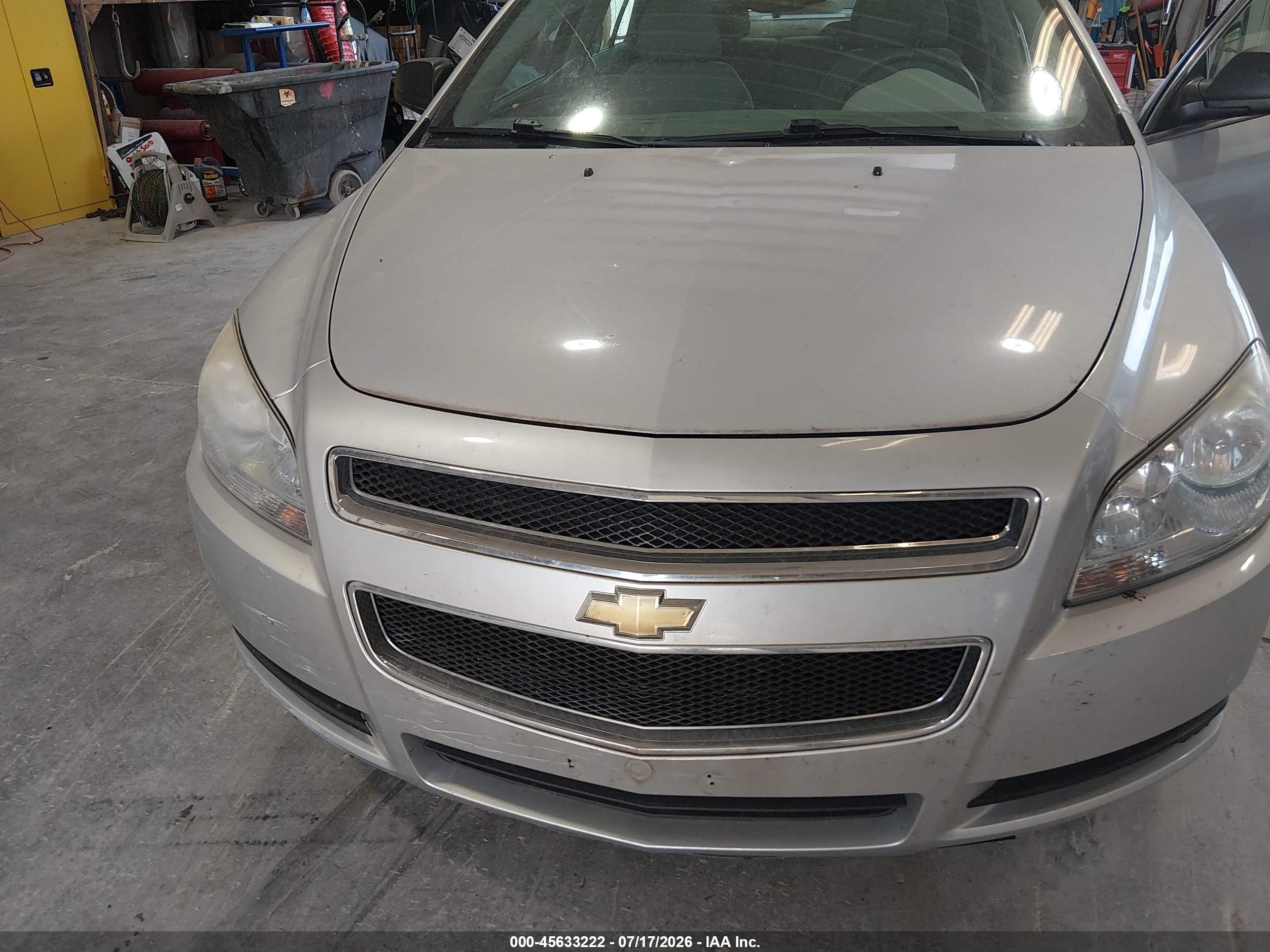 2010 Chevrolet Malibu Ls Silver vin: 1G1ZA5E06AF210281