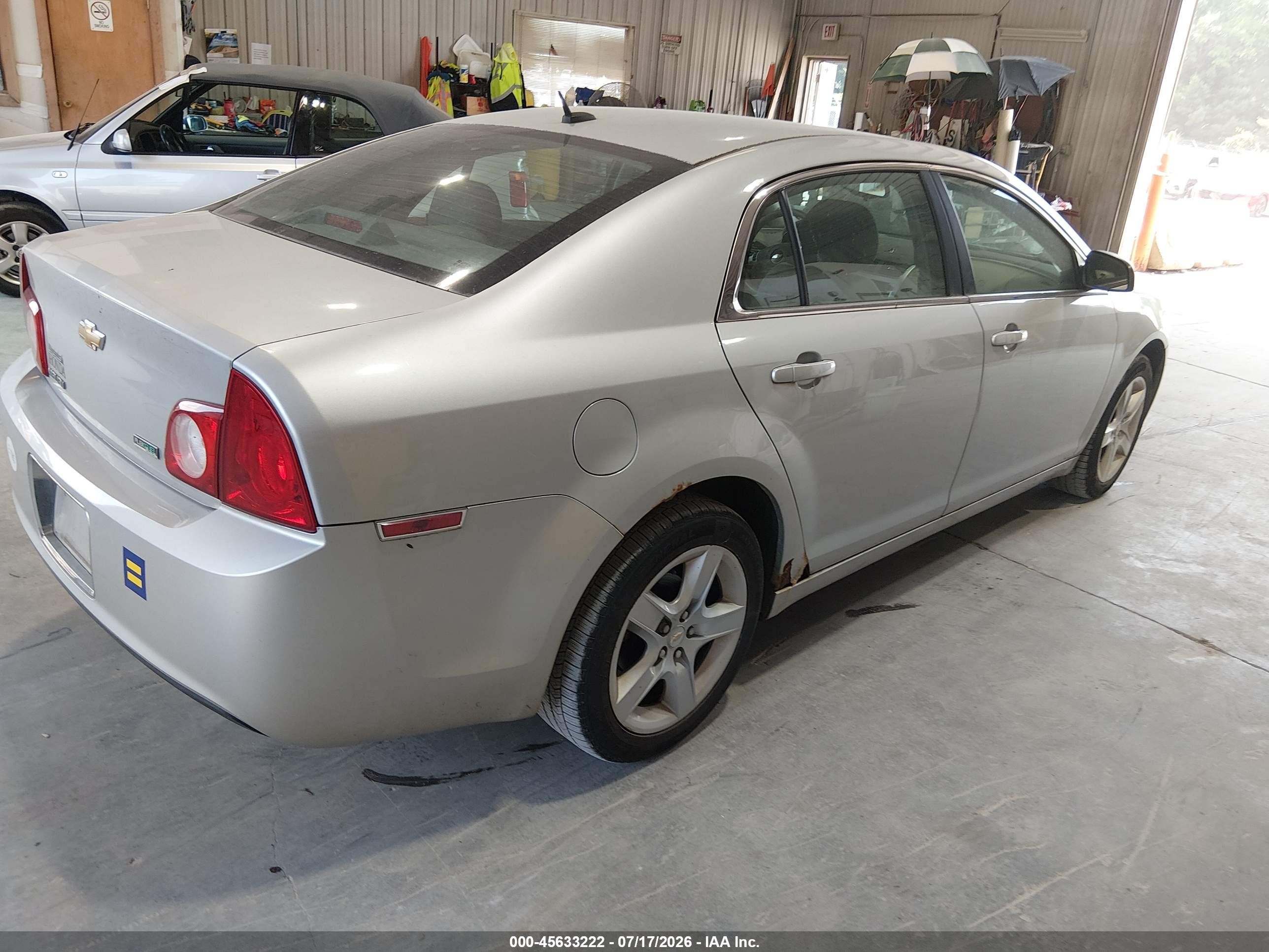 2010 Chevrolet Malibu Ls Silver vin: 1G1ZA5E06AF210281