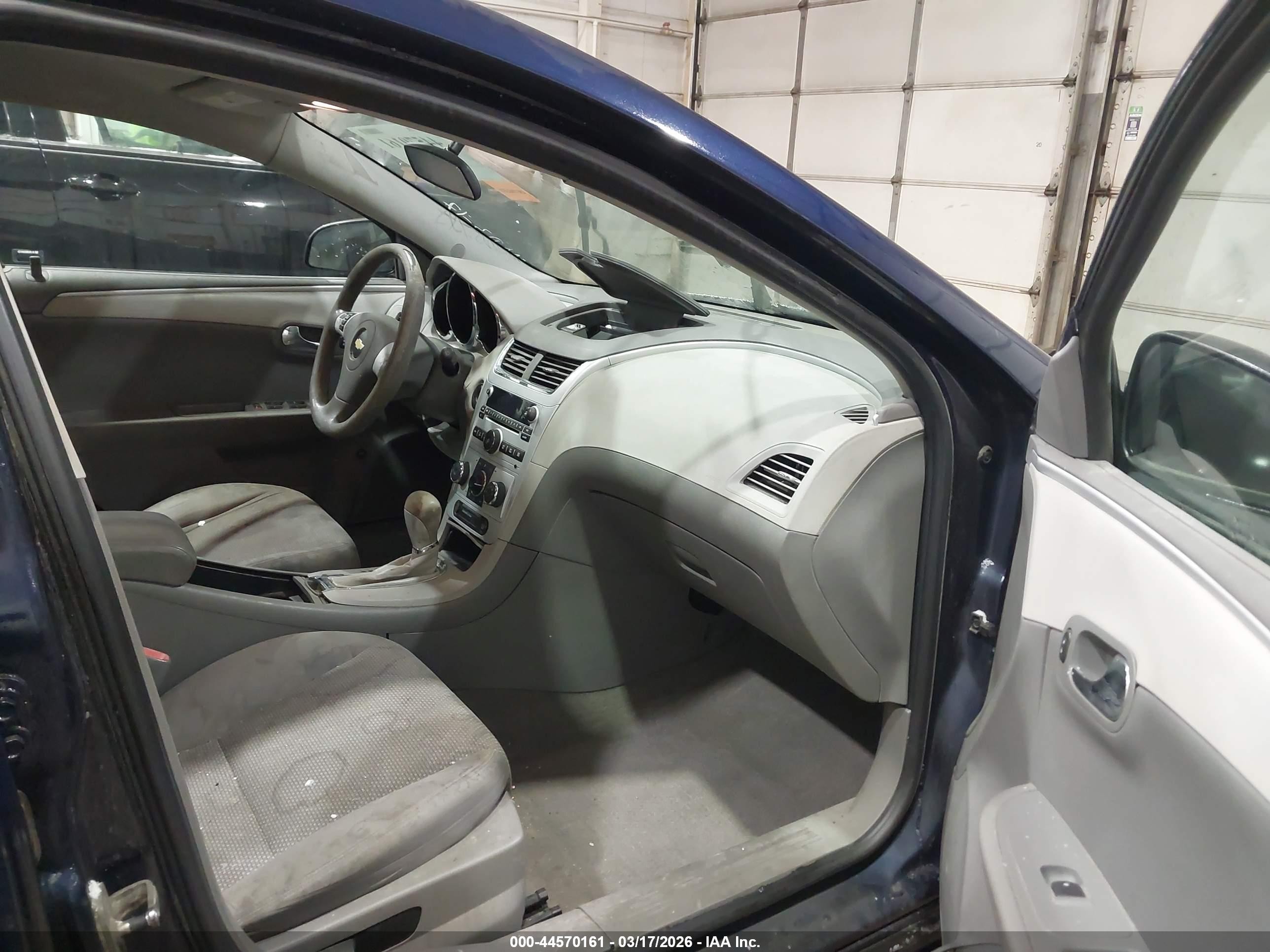 2010 Chevrolet Malibu Ls Dark Blue vin: 1G1ZA5E06AF284090