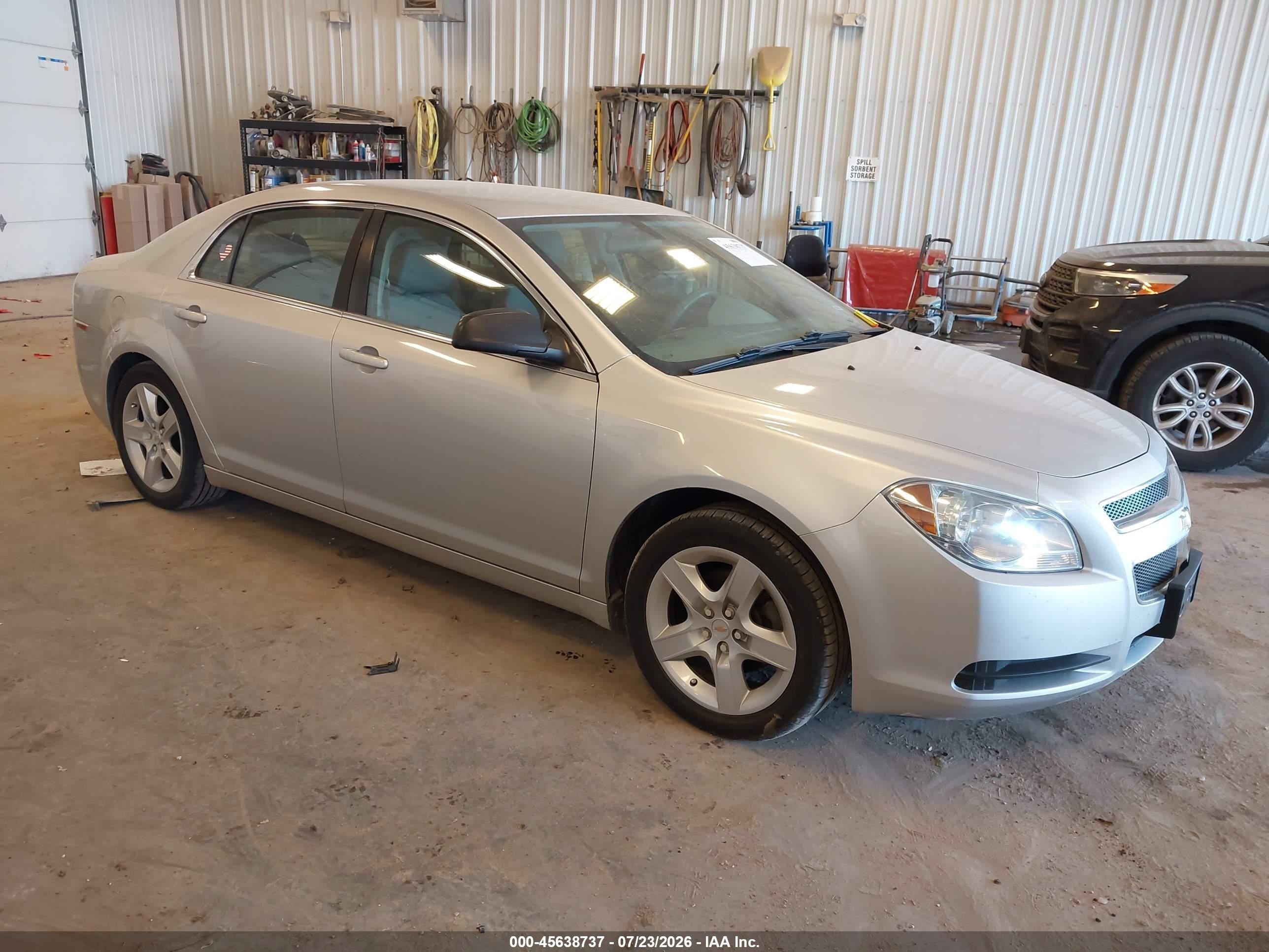 2010 Chevrolet Malibu Ls Silver vin: 1G1ZA5E07AF281487