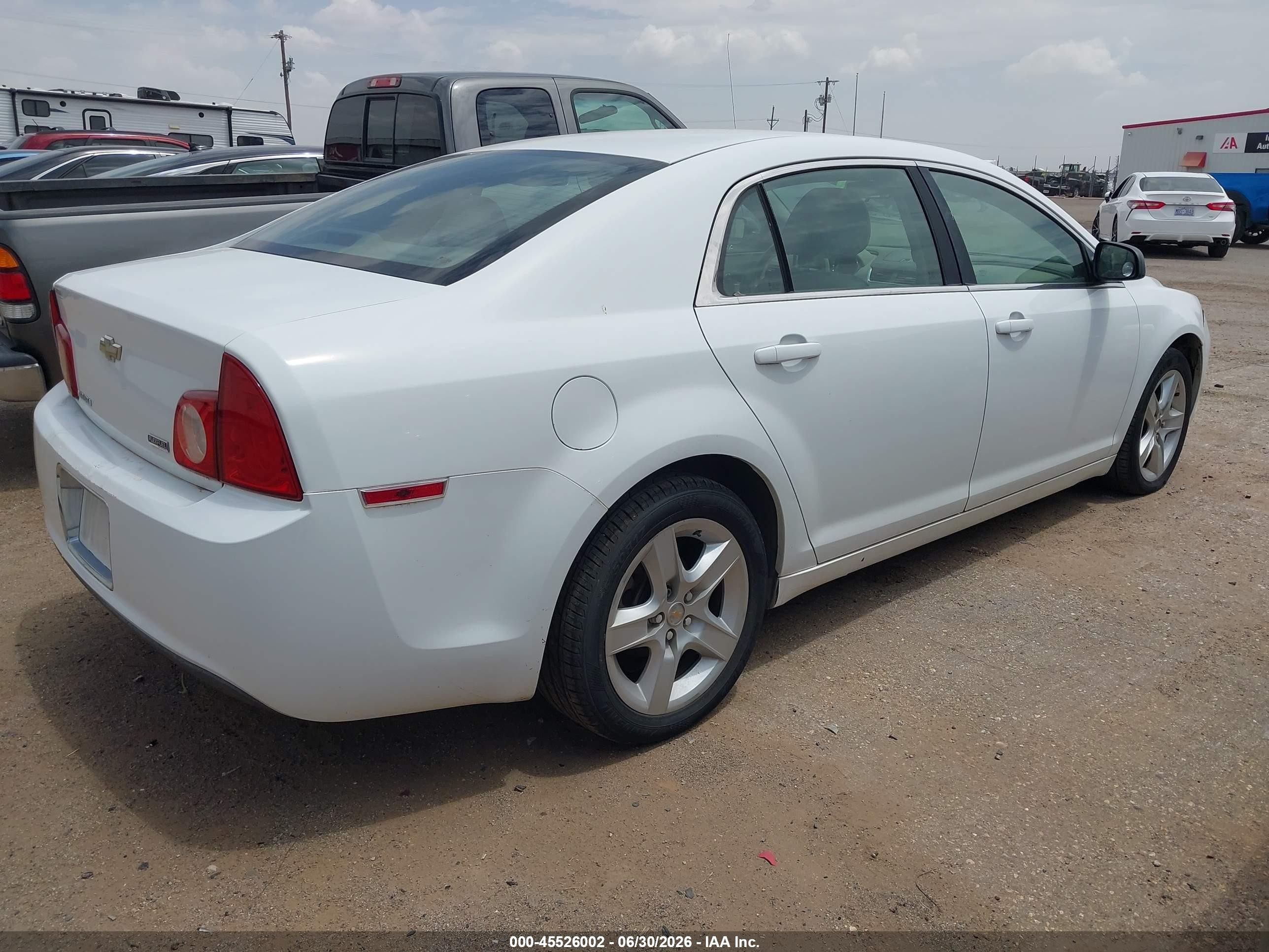 2010 Chevrolet Malibu Ls White vin: 1G1ZA5E07AF289573