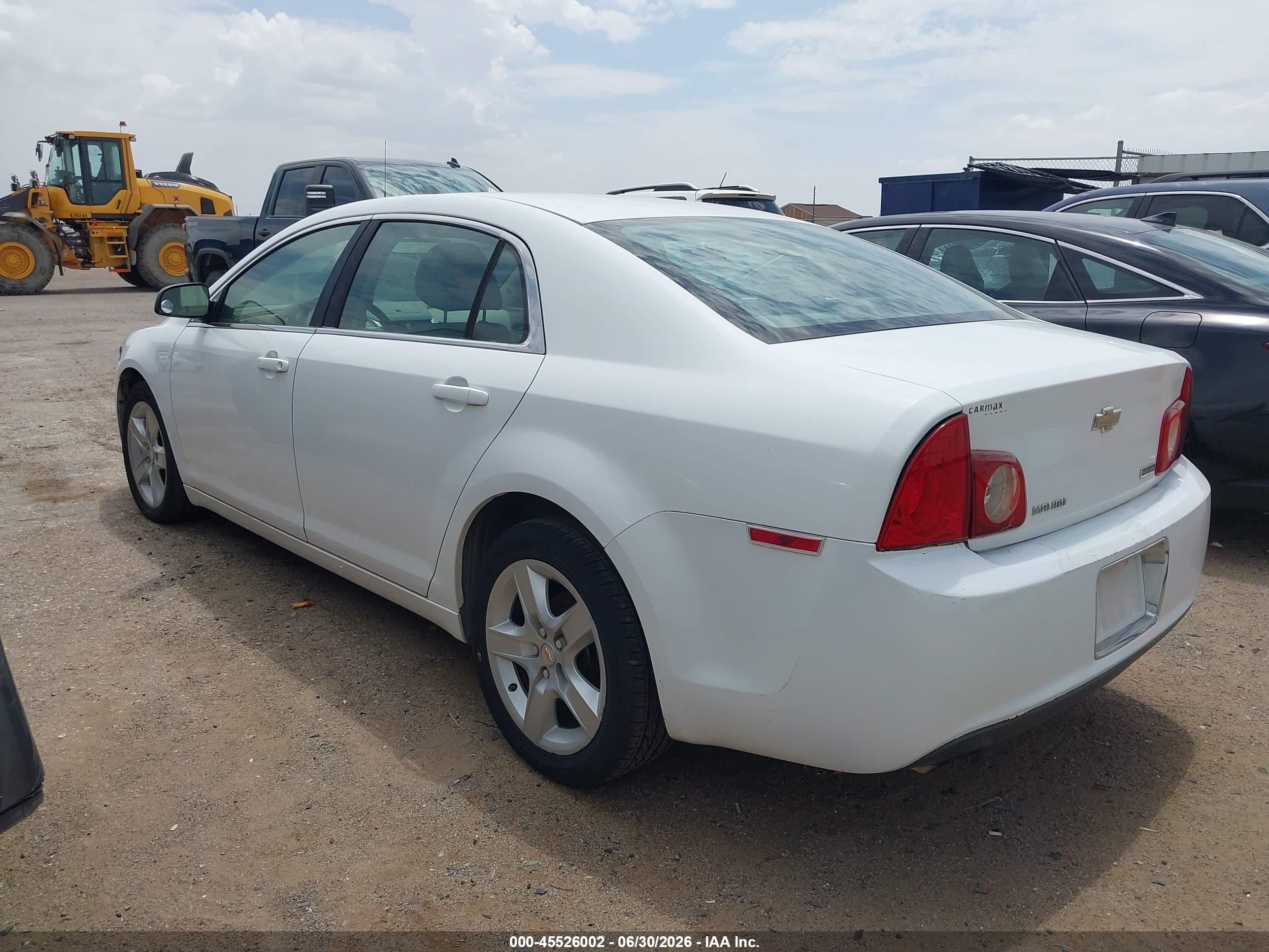 2010 Chevrolet Malibu Ls White vin: 1G1ZA5E07AF289573