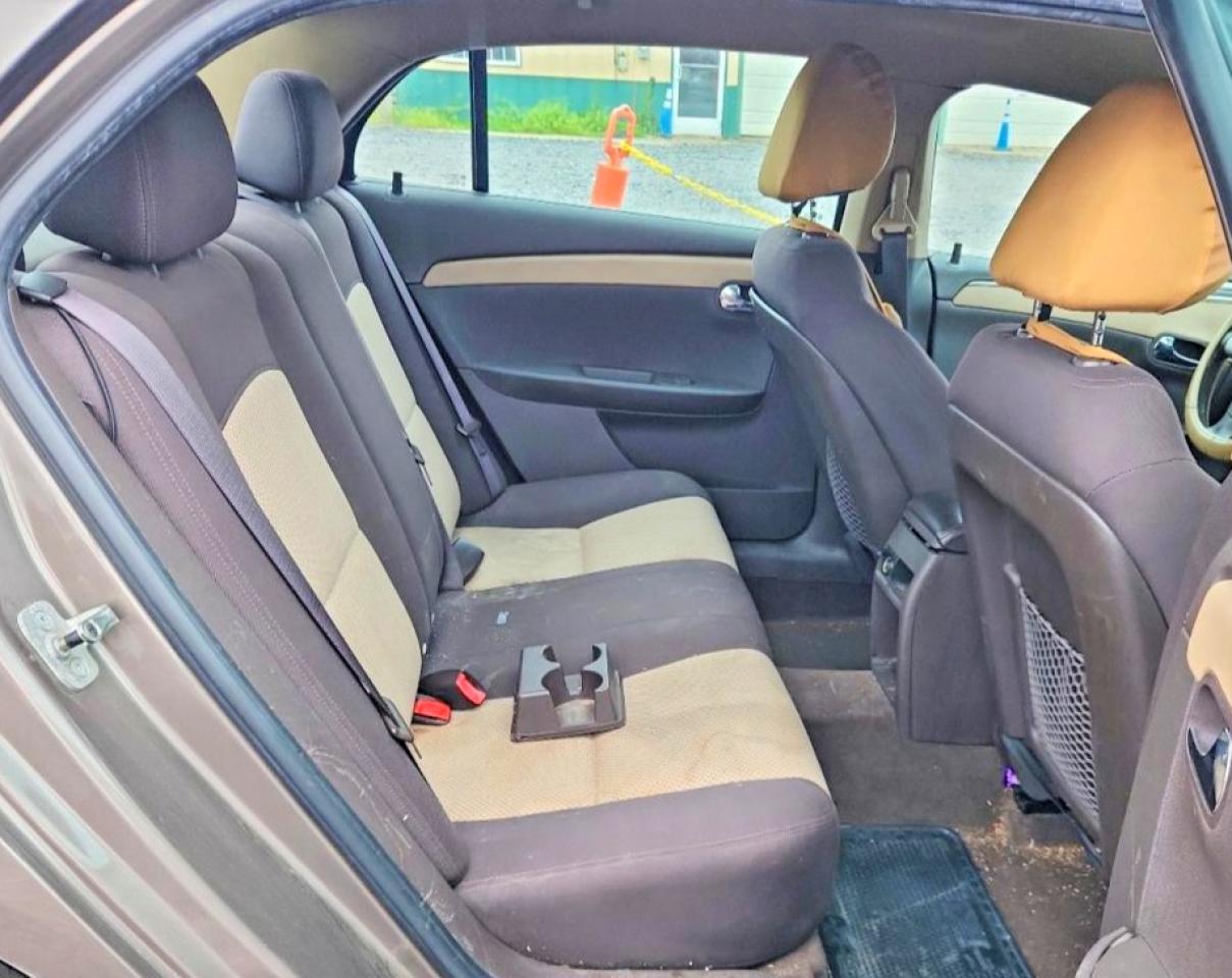 2010 Chevrolet Malibu Ls Tan vin: 1G1ZA5E08AF283345