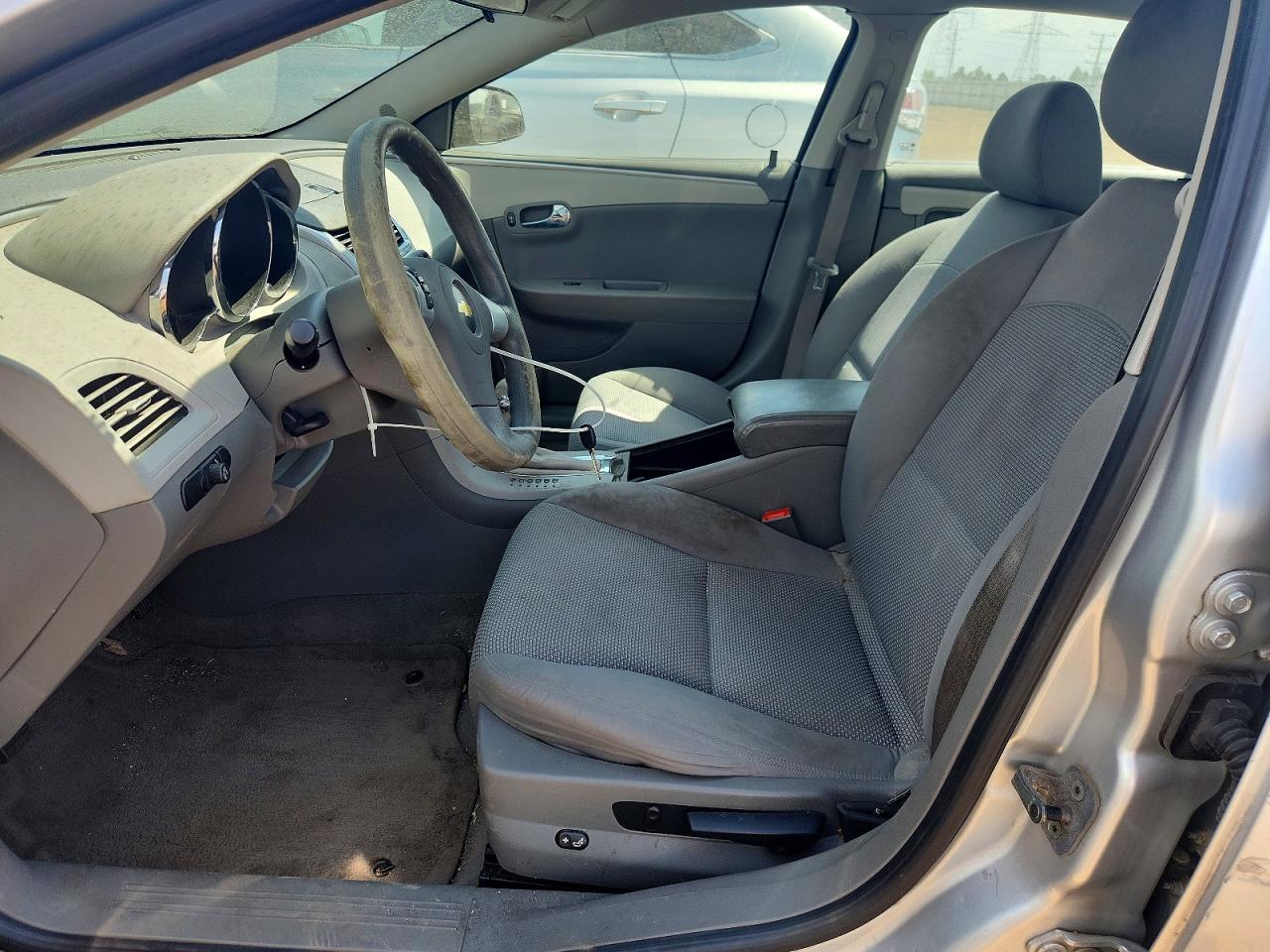 2010 Chevrolet Malibu Ls Silver vin: 1G1ZA5EB3A4100267