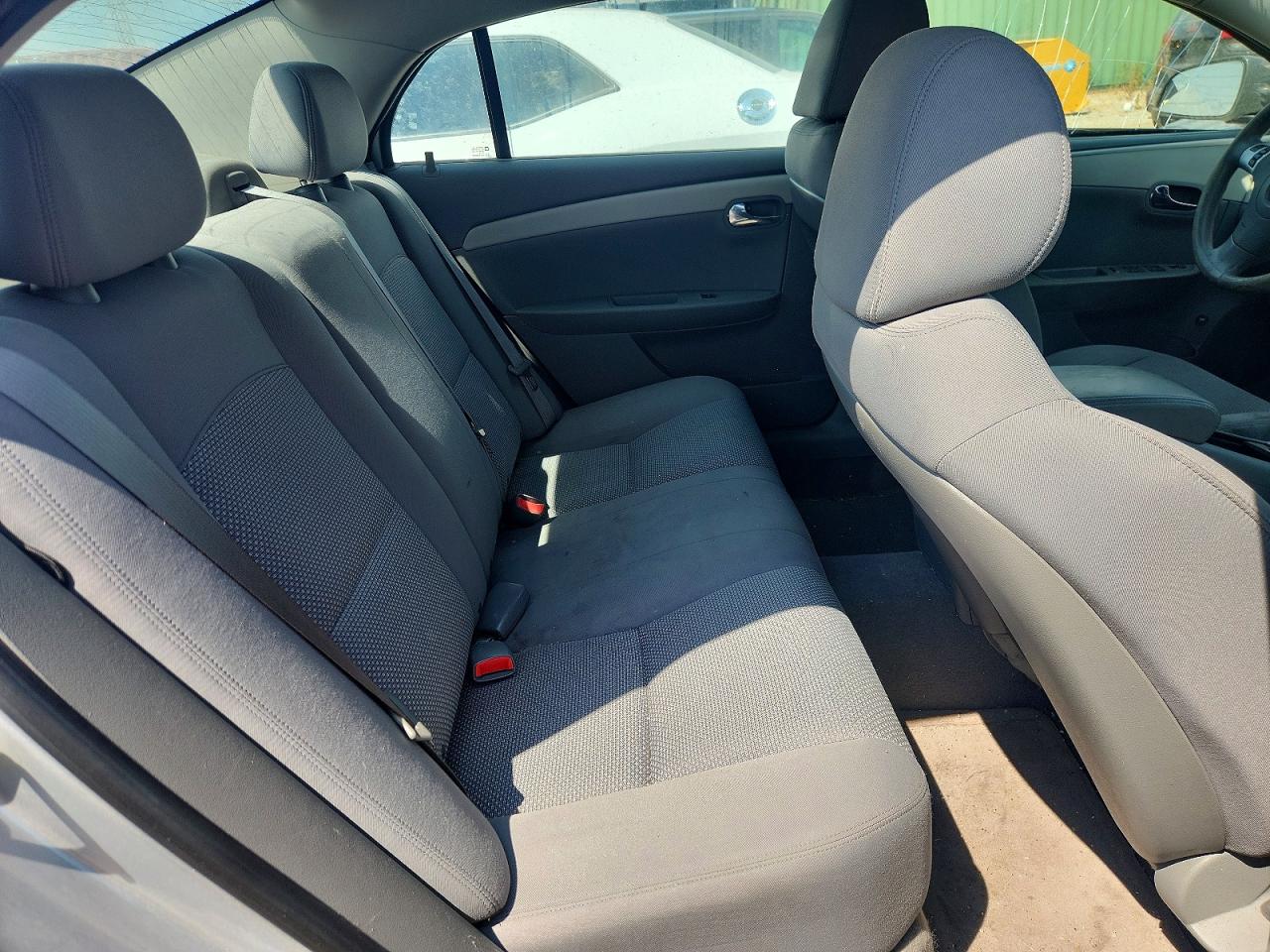 2010 Chevrolet Malibu Ls Silver vin: 1G1ZA5EB3A4100267