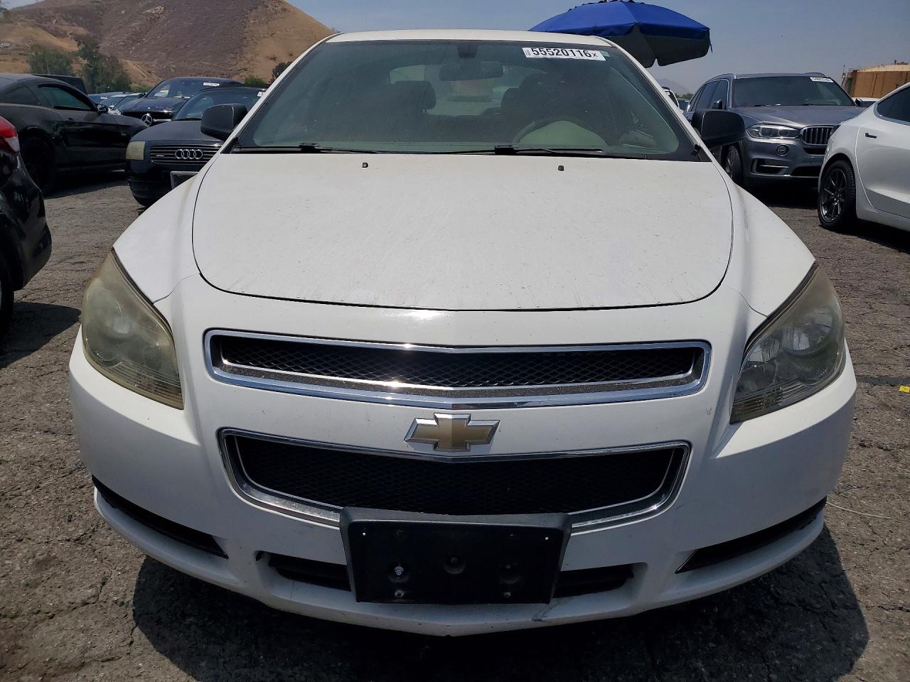 2010 Chevrolet Malibu Ls White vin: 1G1ZA5EB9AF305628