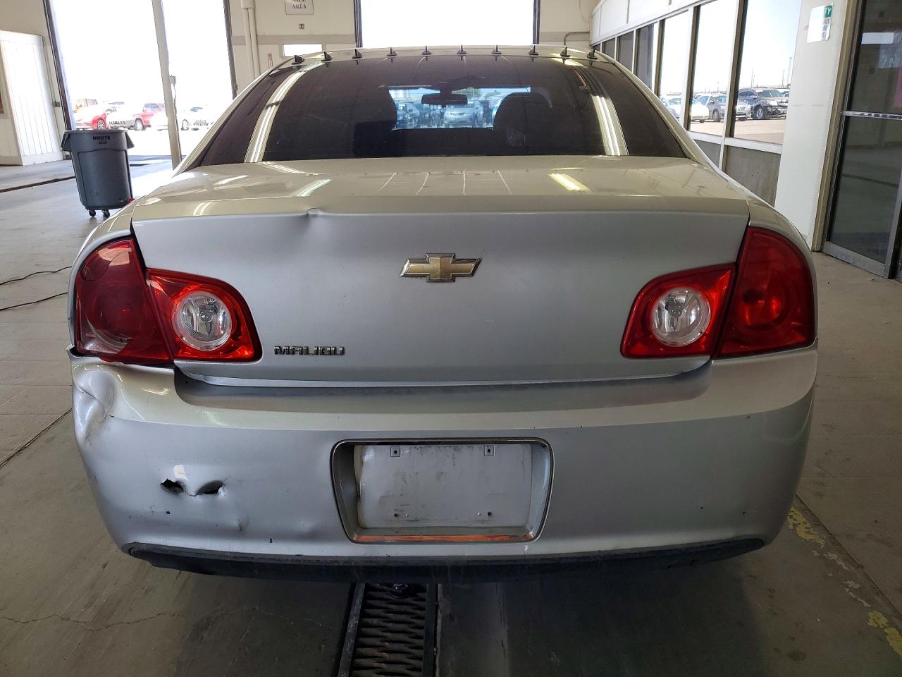 2010 Chevrolet Malibu Ls Silver vin: 1G1ZA5EB9AF311414