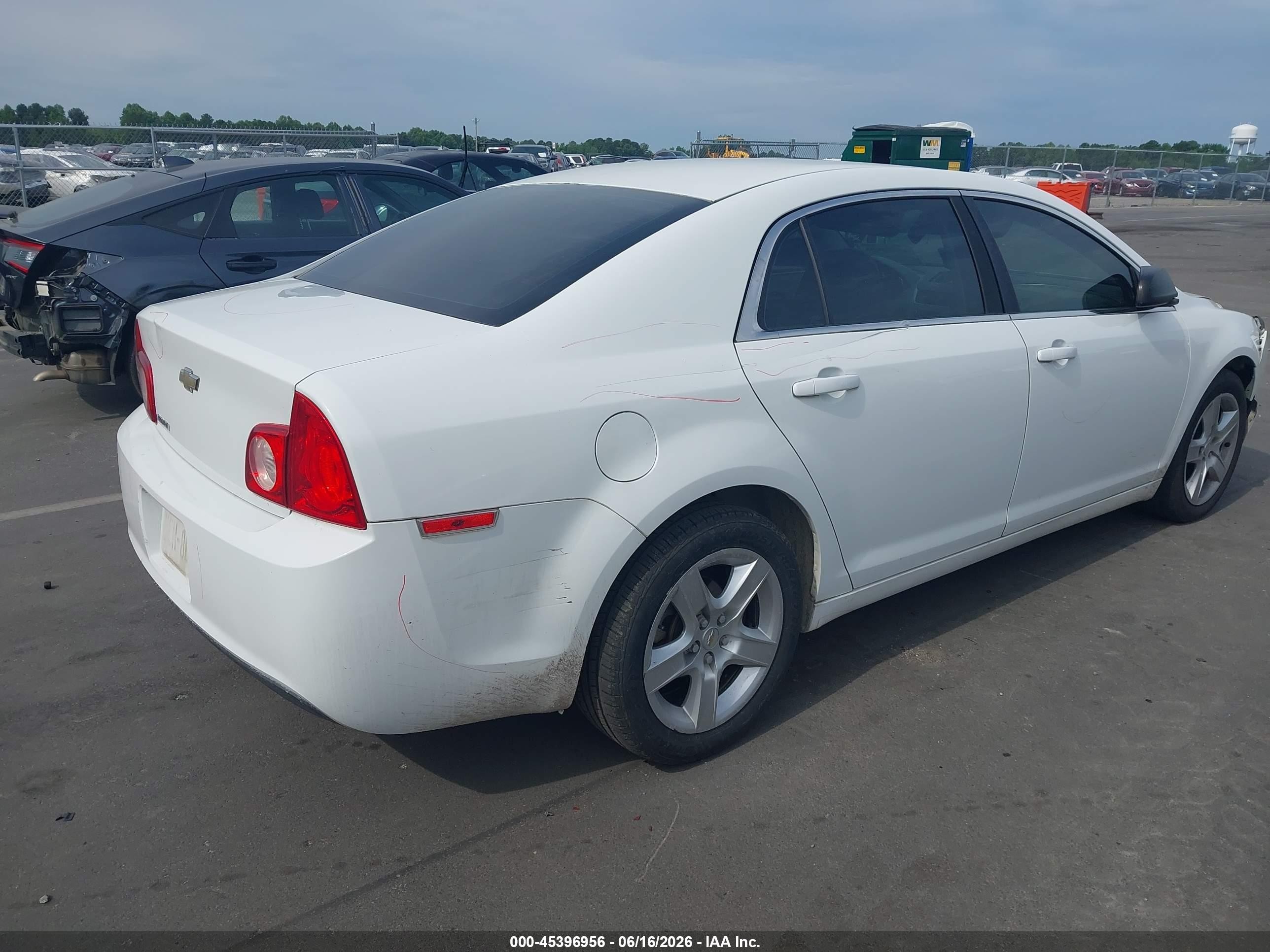 2012 Chevrolet Malibu Ls White vin: 1G1ZA5EU0CF289436