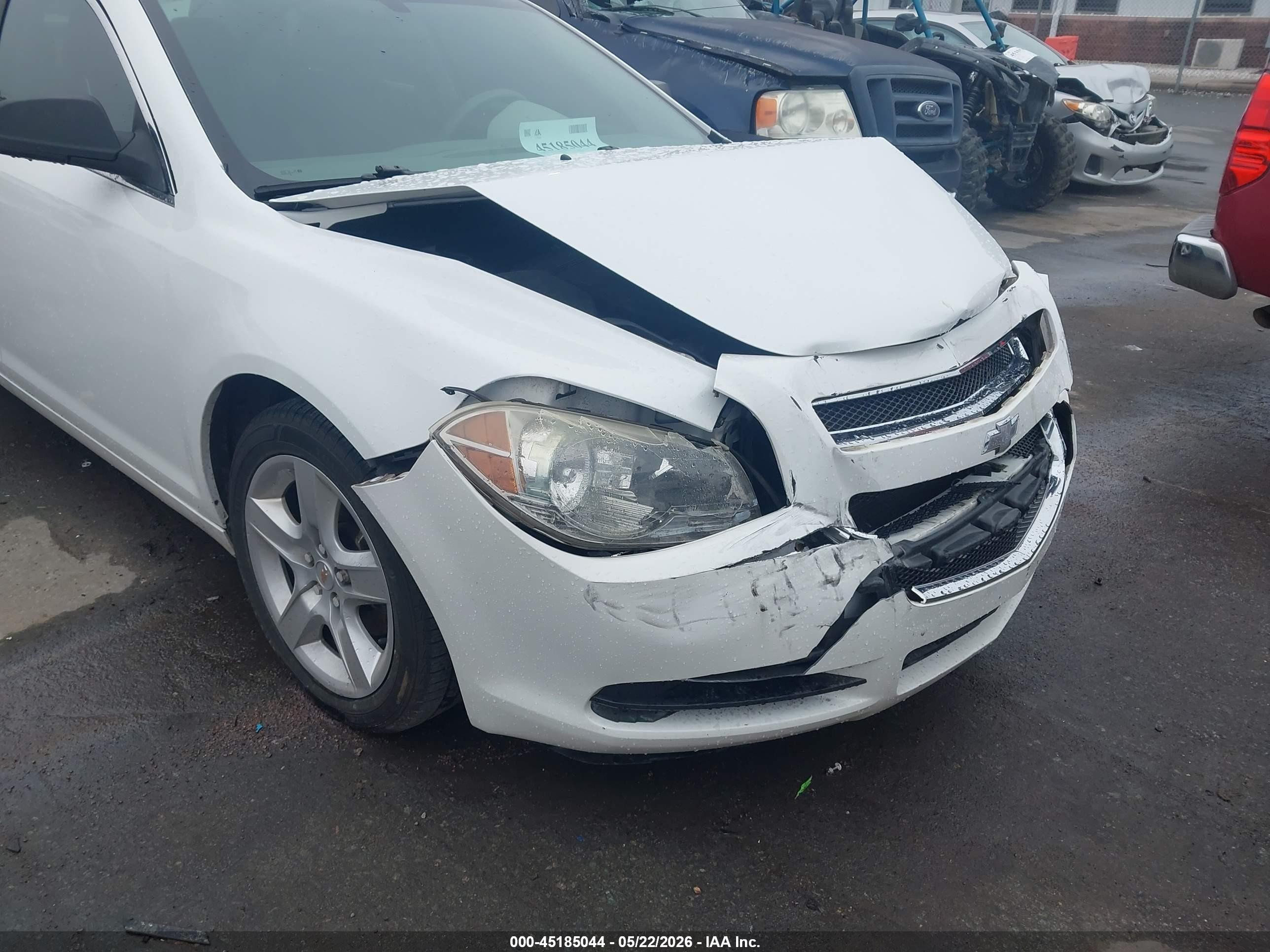 2011 Chevrolet Malibu Ls White vin: 1G1ZA5EU2BF232623