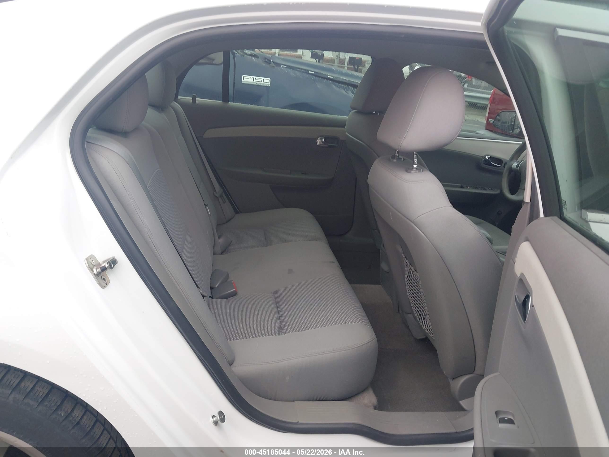 2011 Chevrolet Malibu Ls White vin: 1G1ZA5EU2BF232623