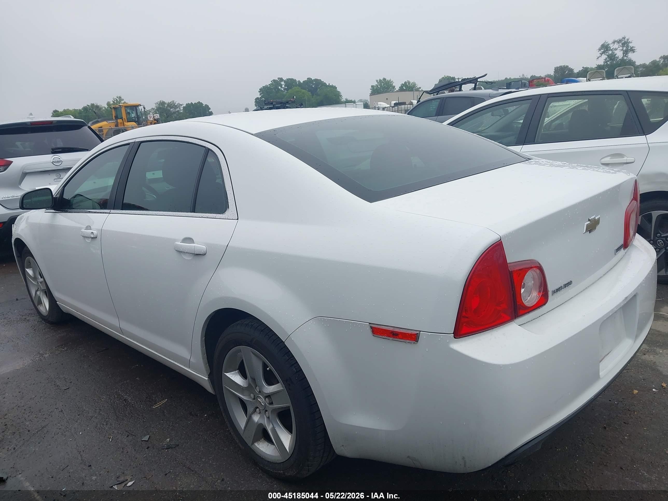 2011 Chevrolet Malibu Ls White vin: 1G1ZA5EU2BF232623
