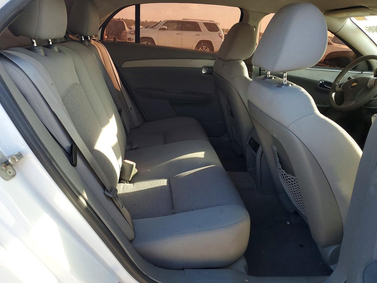 2011 Chevrolet Malibu Ls White vin: 1G1ZA5EU3BF267218