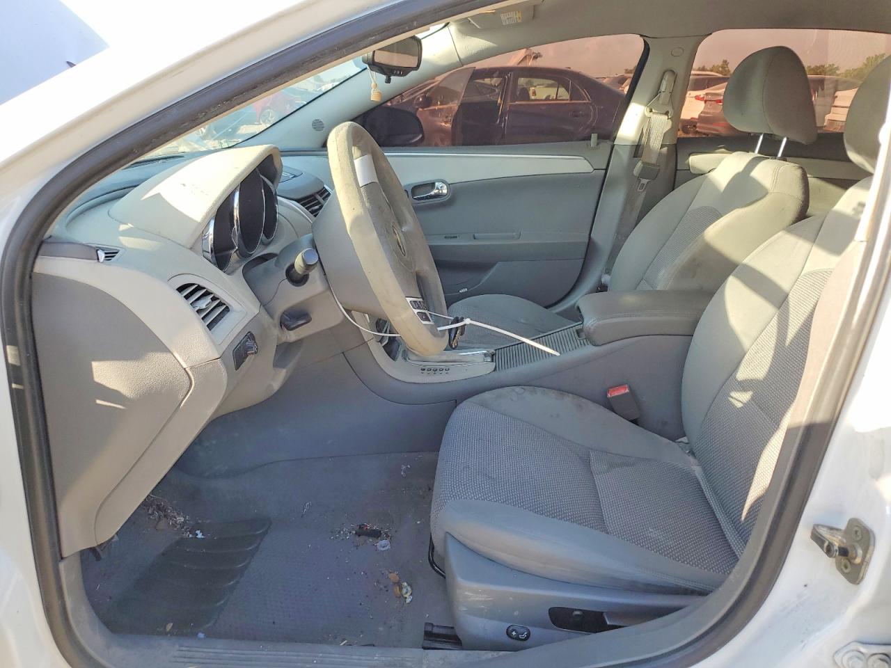 2011 Chevrolet Malibu Ls White vin: 1G1ZA5EU3BF267218