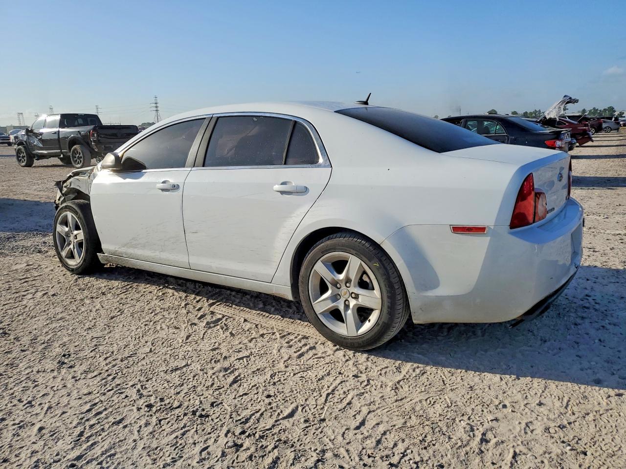 2011 Chevrolet Malibu Ls White vin: 1G1ZA5EU3BF267218