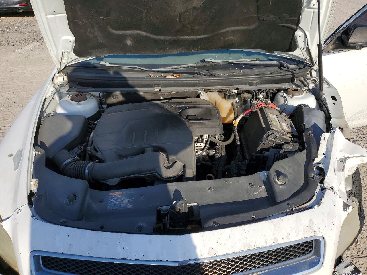 2011 Chevrolet Malibu Ls White vin: 1G1ZA5EU3BF267218