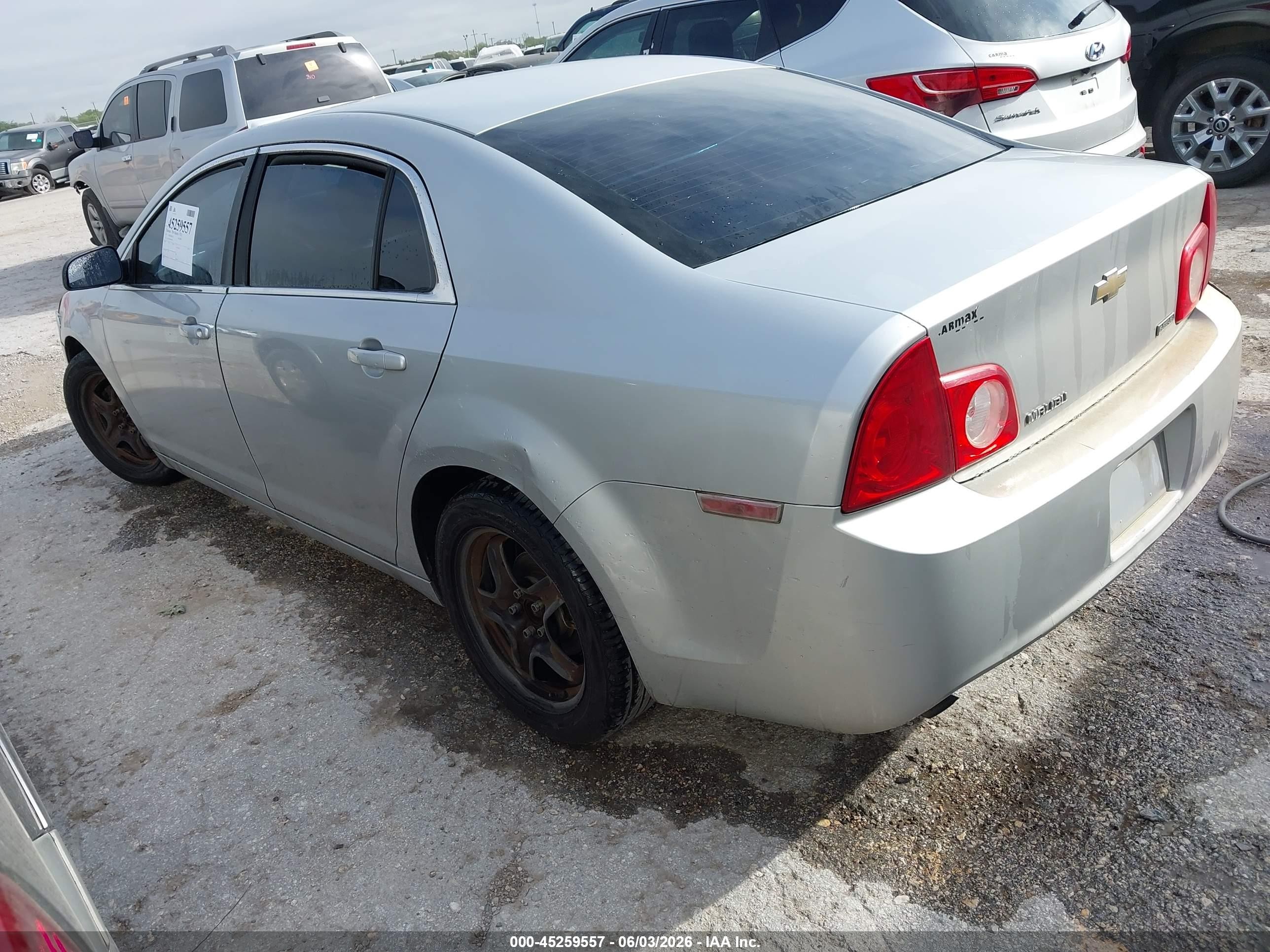2011 Chevrolet Malibu Ls Серебряный vin: 1G1ZA5EU6BF349380