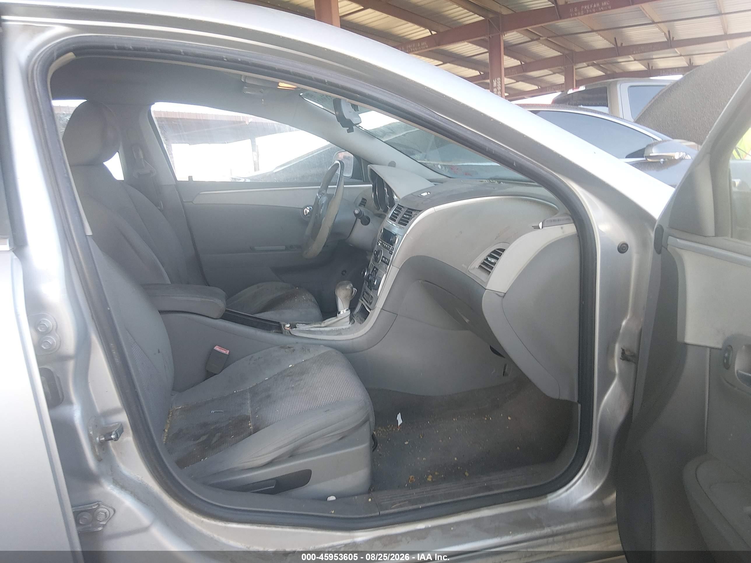 2011 Chevrolet Malibu Ls Silver vin: 1G1ZA5EU7BF110128