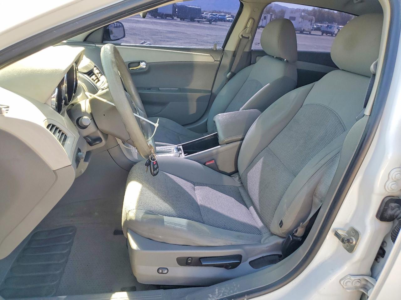 2011 Chevrolet Malibu Ls White vin: 1G1ZA5EU7BF240460