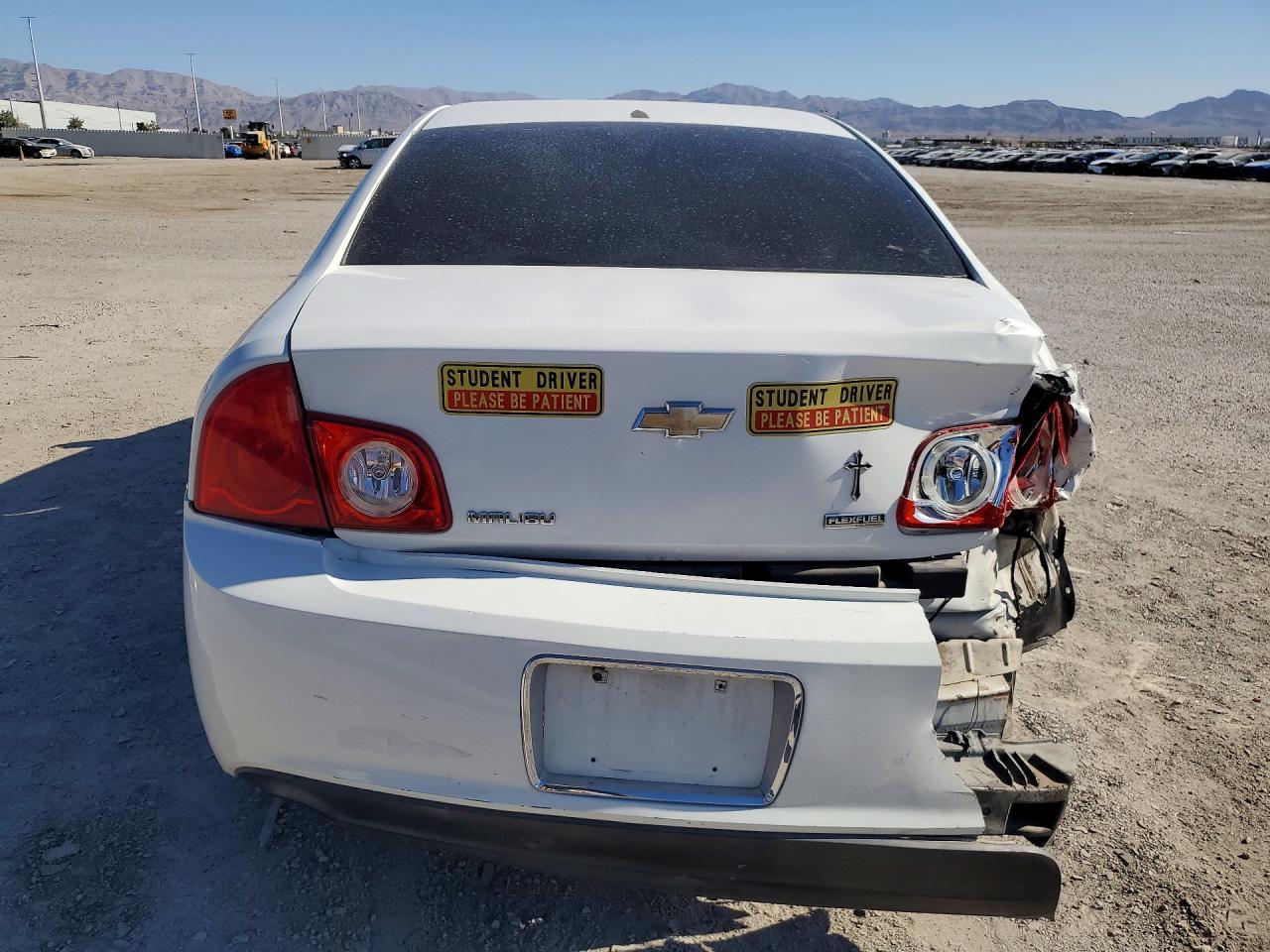 2011 Chevrolet Malibu Ls White vin: 1G1ZA5EU7BF240460