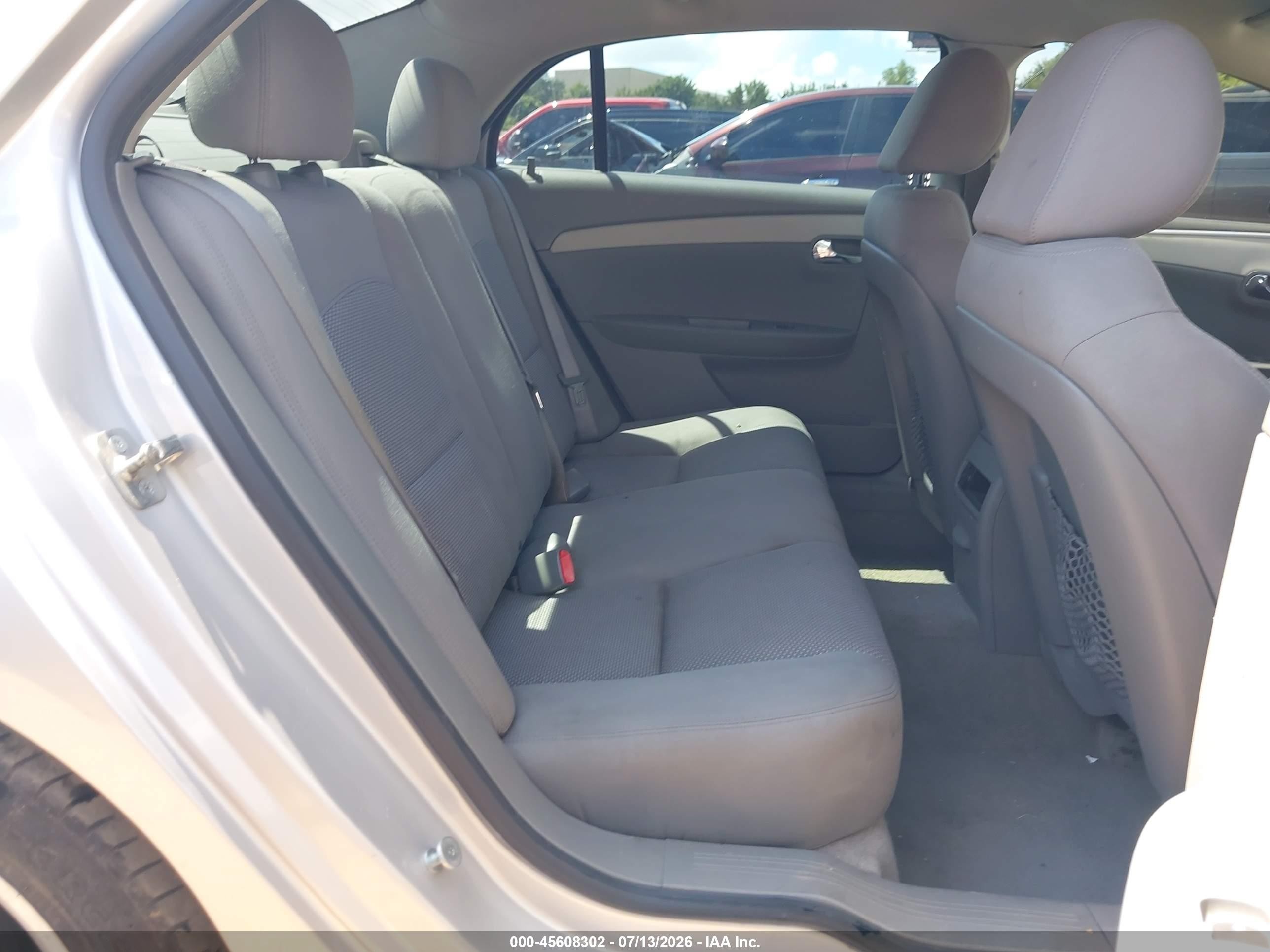 2012 Chevrolet Malibu Ls Silver vin: 1G1ZA5EU8CF394631